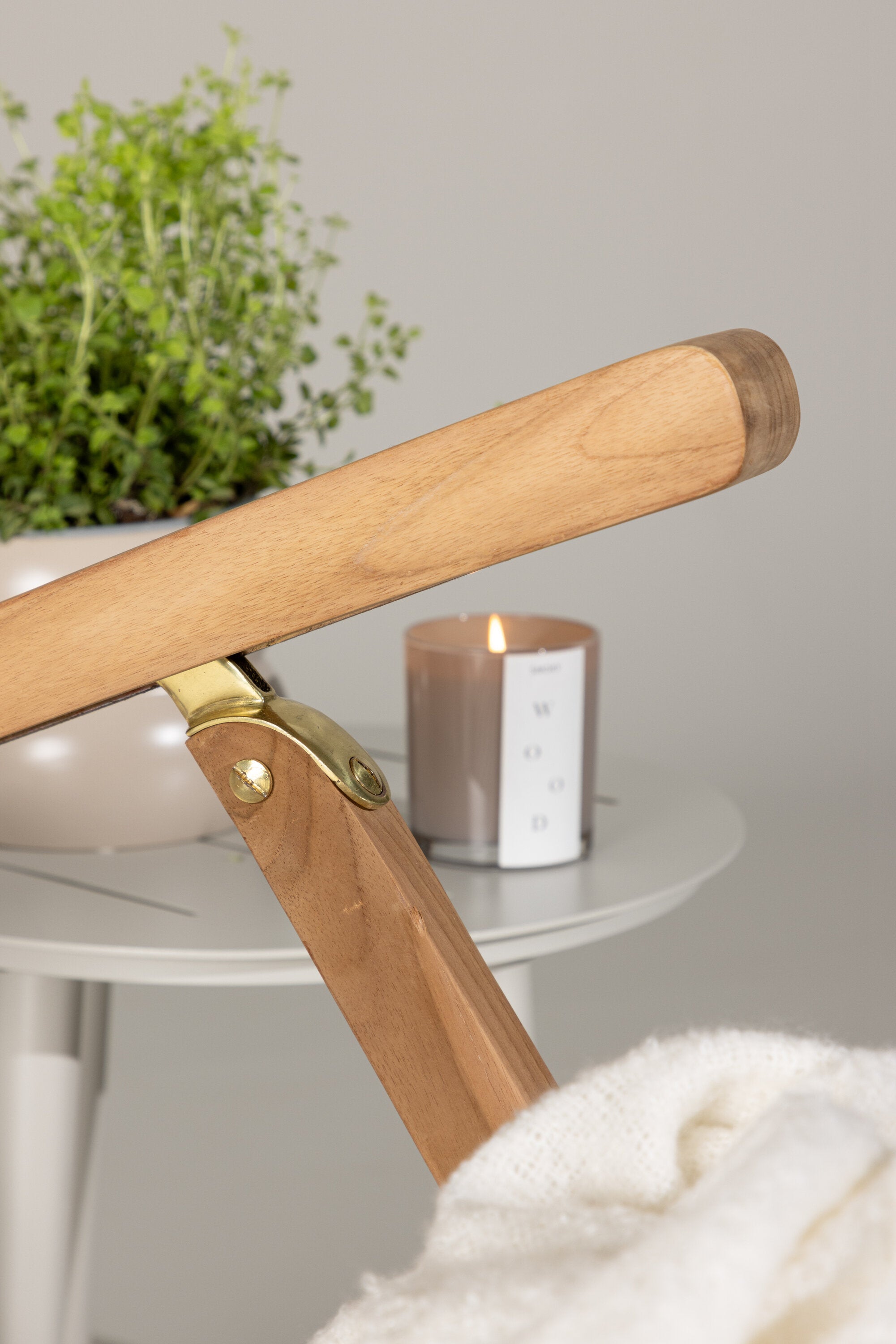 Kenya Sun Lounge in Natur präsentiert im Onlineshop von KAQTU Design AG. Liegestuhl ist von Venture Home