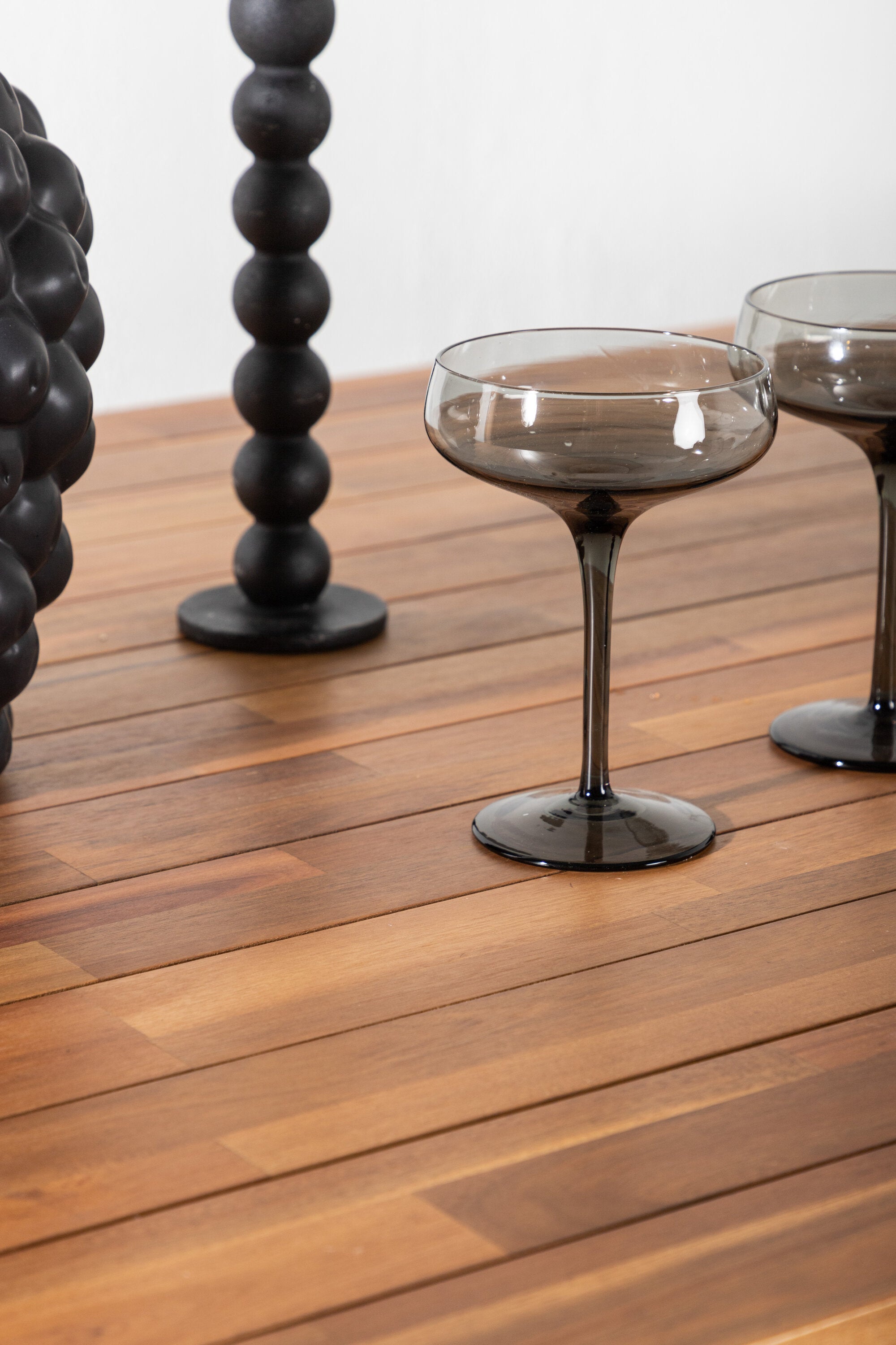 Bois Gartentisch in Natur/Schwarz präsentiert im Onlineshop von KAQTU Design AG. Gartentisch ist von Venture Home