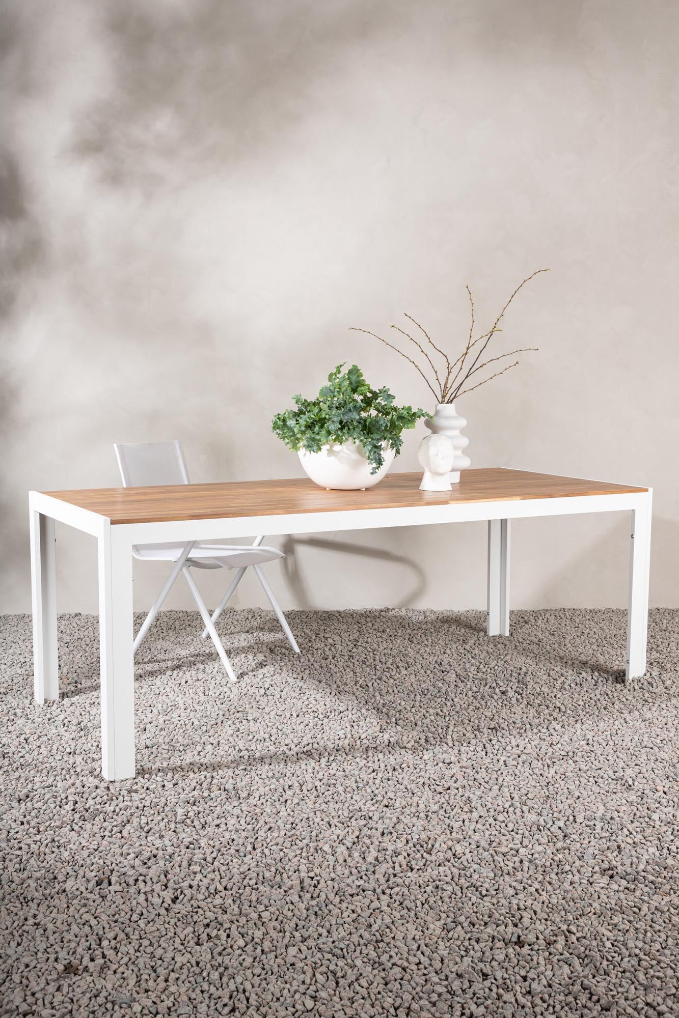Bois Gartentisch in Natur/Weiss präsentiert im Onlineshop von KAQTU Design AG. Gartentisch ist von Venture Home