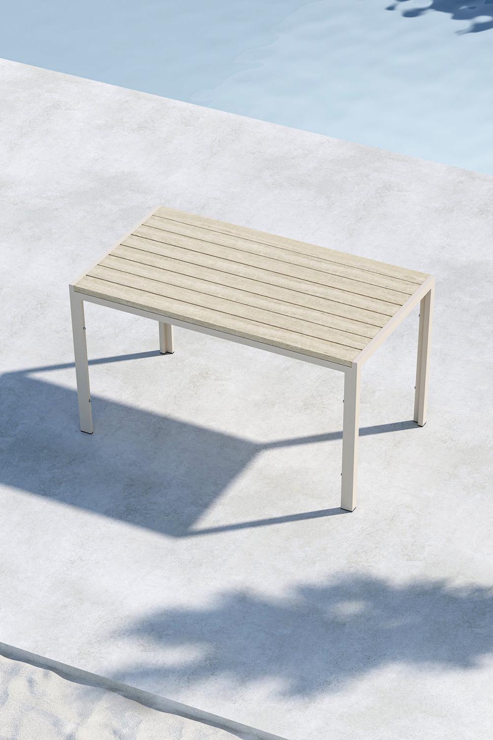 Mirko Rechteckiger Gartentisch in Beige präsentiert im Onlineshop von KAQTU Design AG. Gartentisch ist von Venture Home