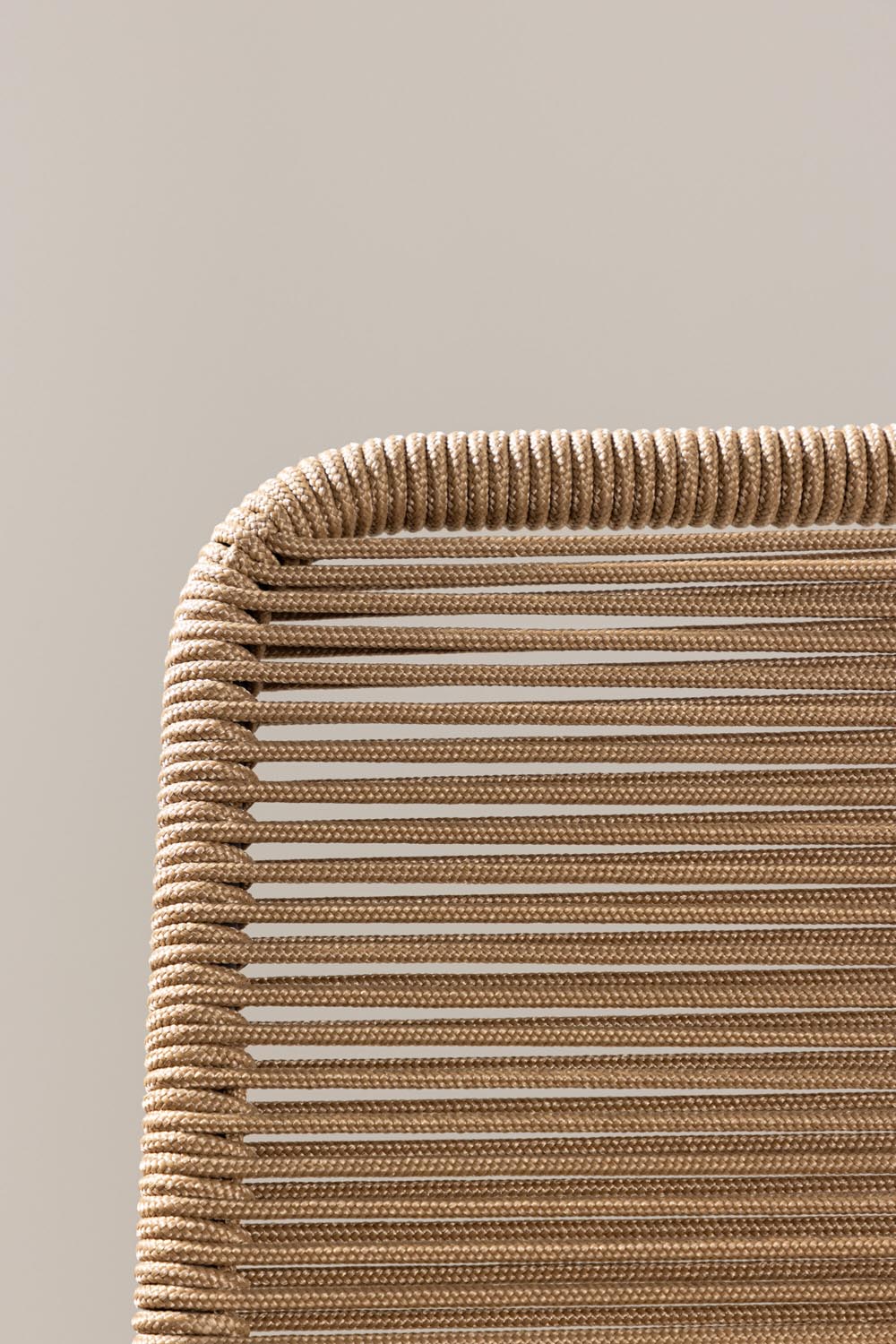 Lindos Loungestuhl in Braun präsentiert im Onlineshop von KAQTU Design AG. Outdoor-Sessel ist von Venture Home