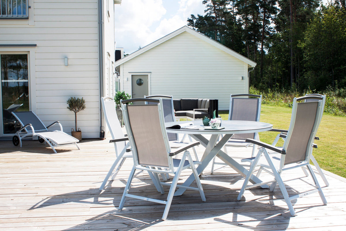 Copacabana Rundes Esstisch in Grau präsentiert im Onlineshop von KAQTU Design AG. Gartentisch ist von Venture Home