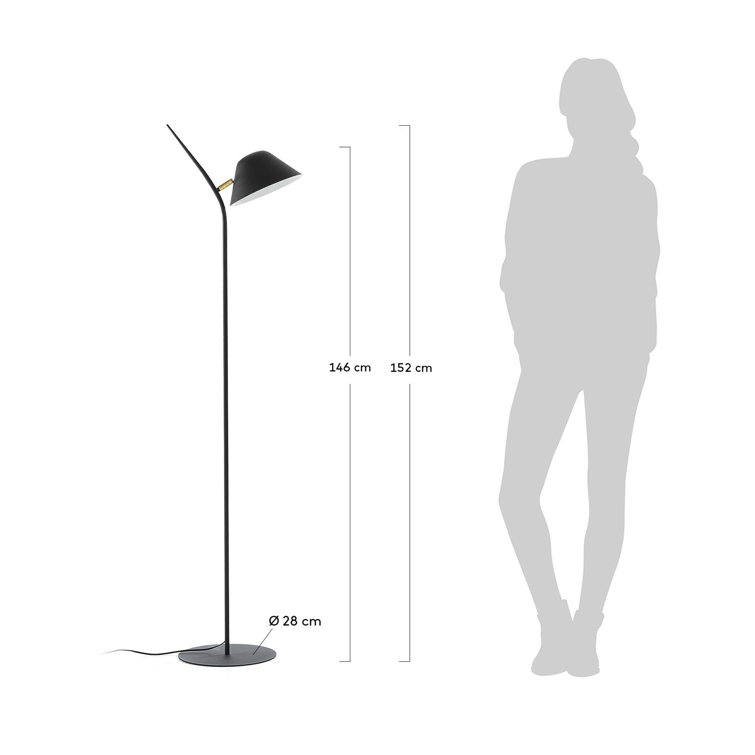 Elegante Aurelia Stehlampe in Schwarz von Kave Home: Zeitloses Design, flexible Beleuchtung, robust und stilvoll.