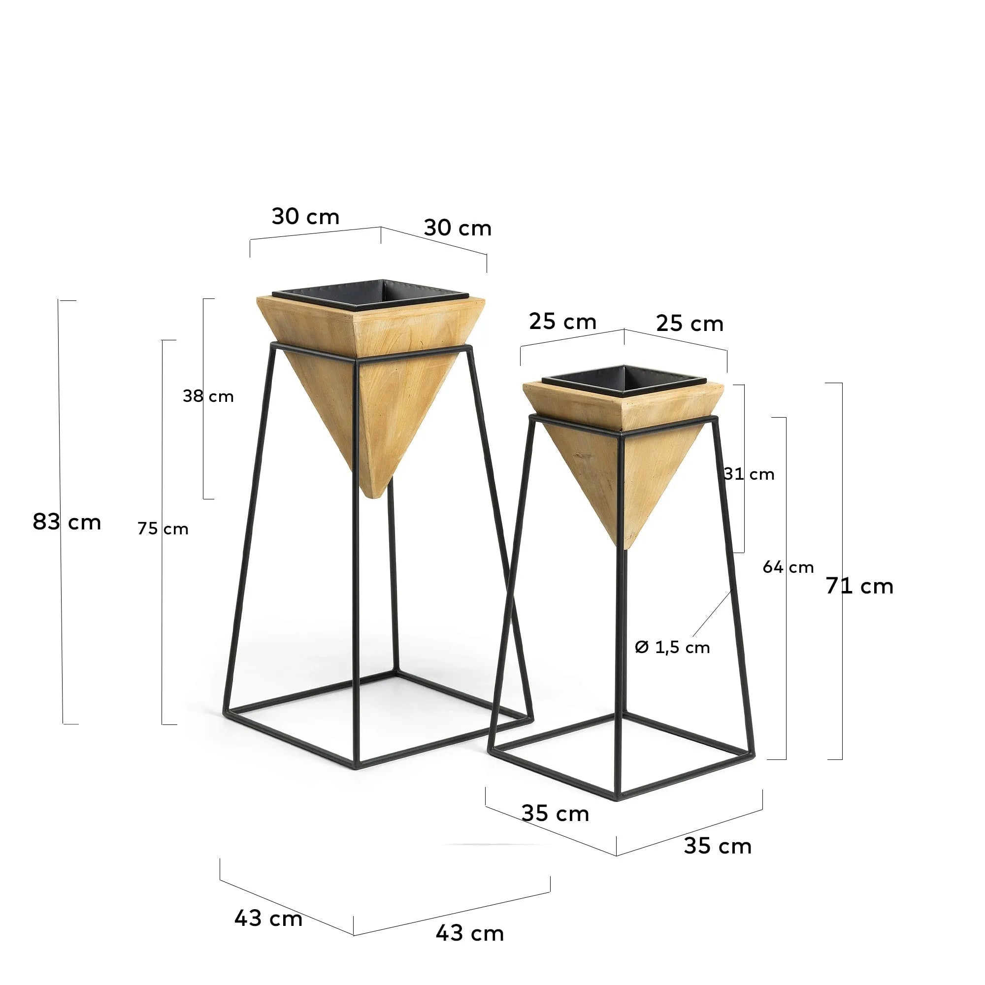 Moderner Stared Topf von Kave Home, ideal für stilvolle Pflanzendekoration, aus hochwertigen Materialien gefertigt.