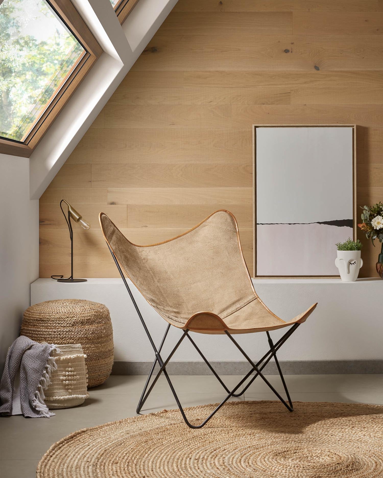 Ein modernes rosa Kunstwerk von Kave Home, das mit stilvollem Design jeden Raum aufwertet und Eleganz ausstrahlt.