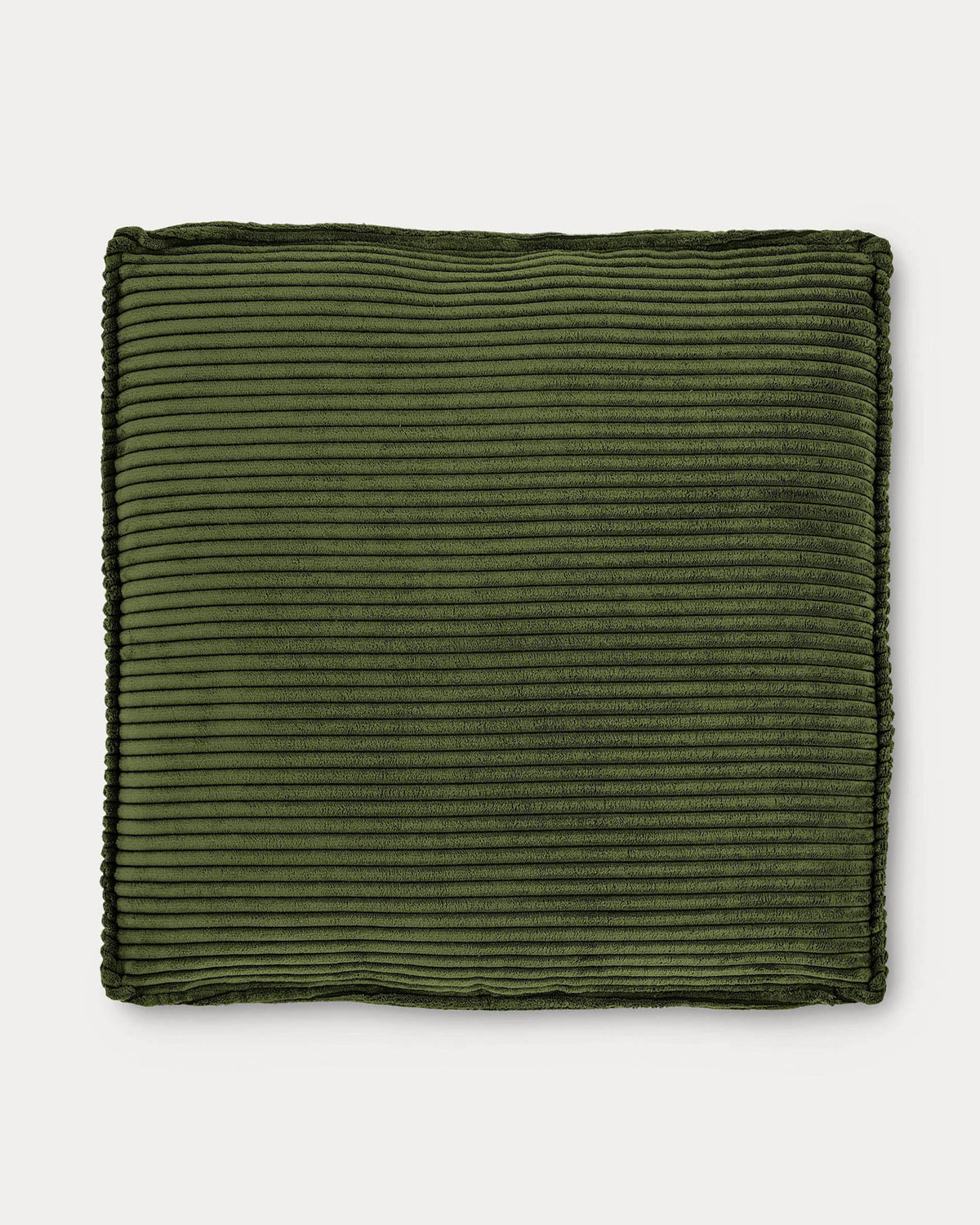 Kissen Blok mit dickem, grünen Cord 60 x 60 cm in Grün präsentiert im Onlineshop von KAQTU Design AG. Deko Kissen ist von Kave Home