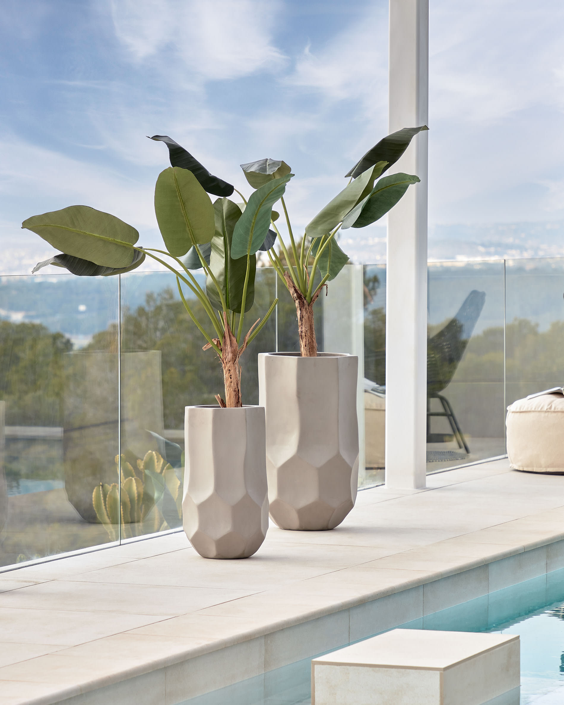 Kave Home Baenbaum Kunstpflanze, 160 cm, naturgetreue Optik, pflegeleicht, perfekte Dekoration für Innenräume.