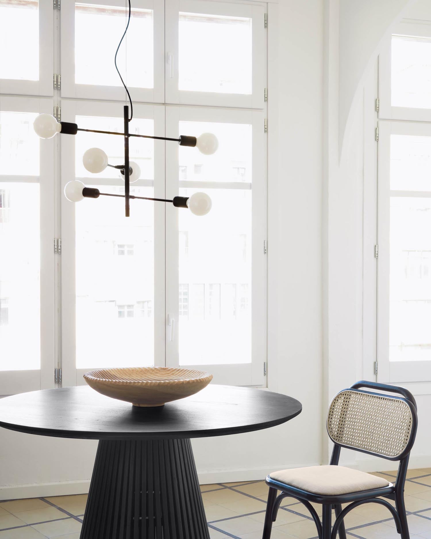 Entdecken Sie den Spica Lampenschirm von Kave Home: Hochwertiges Design, warmes Licht und vielseitige Eleganz für Ihr Zuhause.