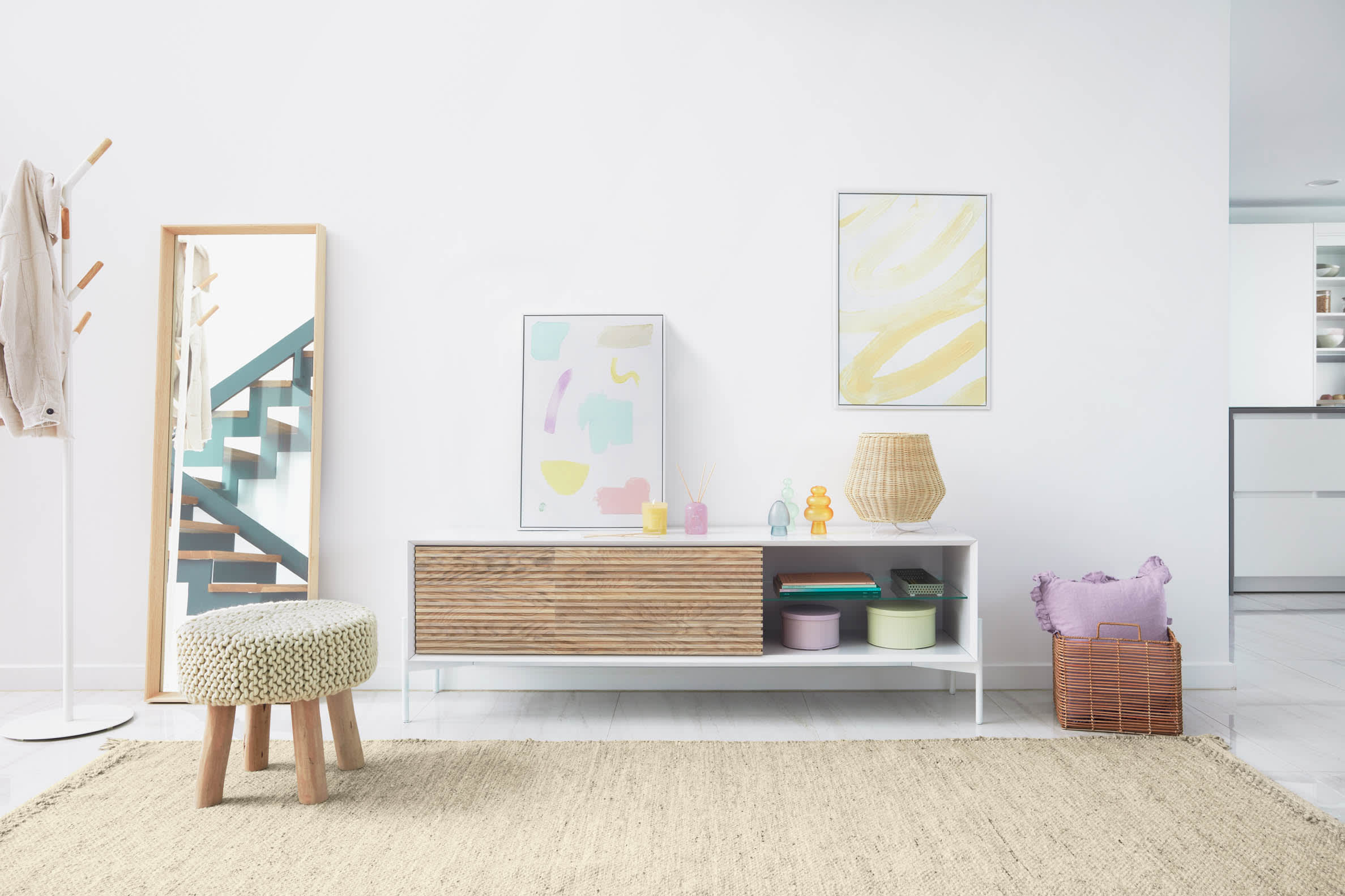 Carime Teppich beige 200x300 cm von Kave Home: Elegantes Design, hochwertige Materialien, ideal für stilvolle Wohnräume.