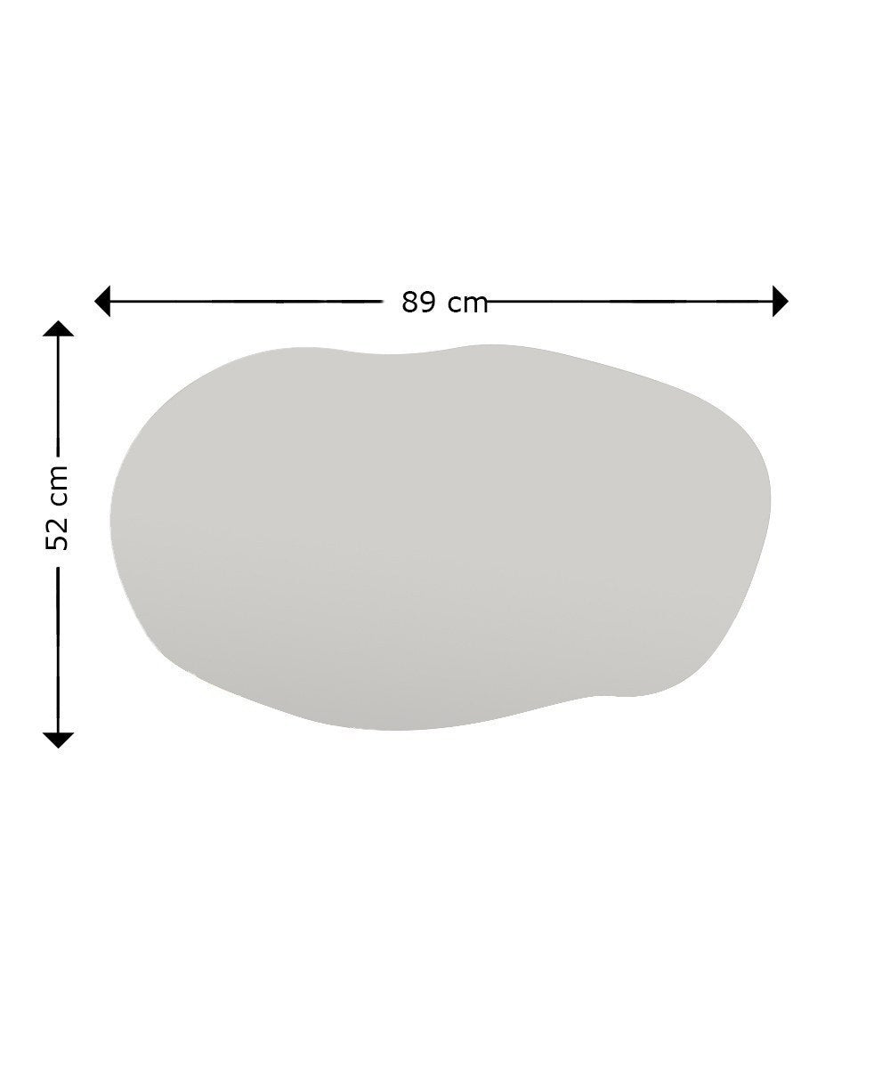 Verleihen Sie Ihrem Raum mit dem Lossa Spiegel von Hanah Home in stilvollem Schwarz einen Hauch von Eleganz. Perfekt für jedes Interieur!