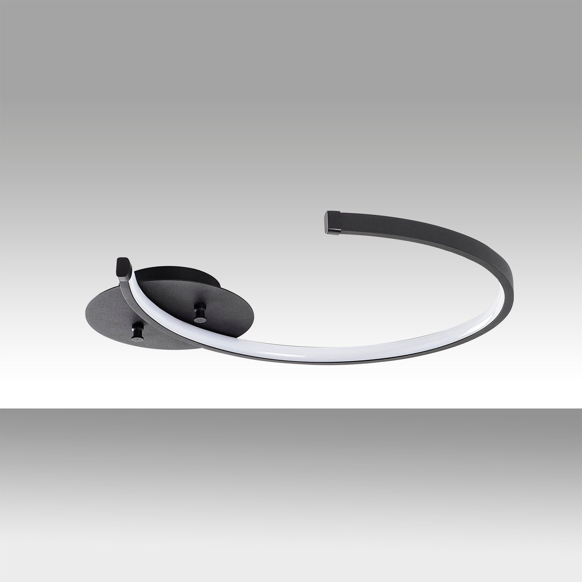 Elegante Moon Deckenleuchte in Schwarz von Opviq. Verleiht jedem Raum Stil und Wärme mit modernem Design und hochwertiger LED-Beleuchtung.