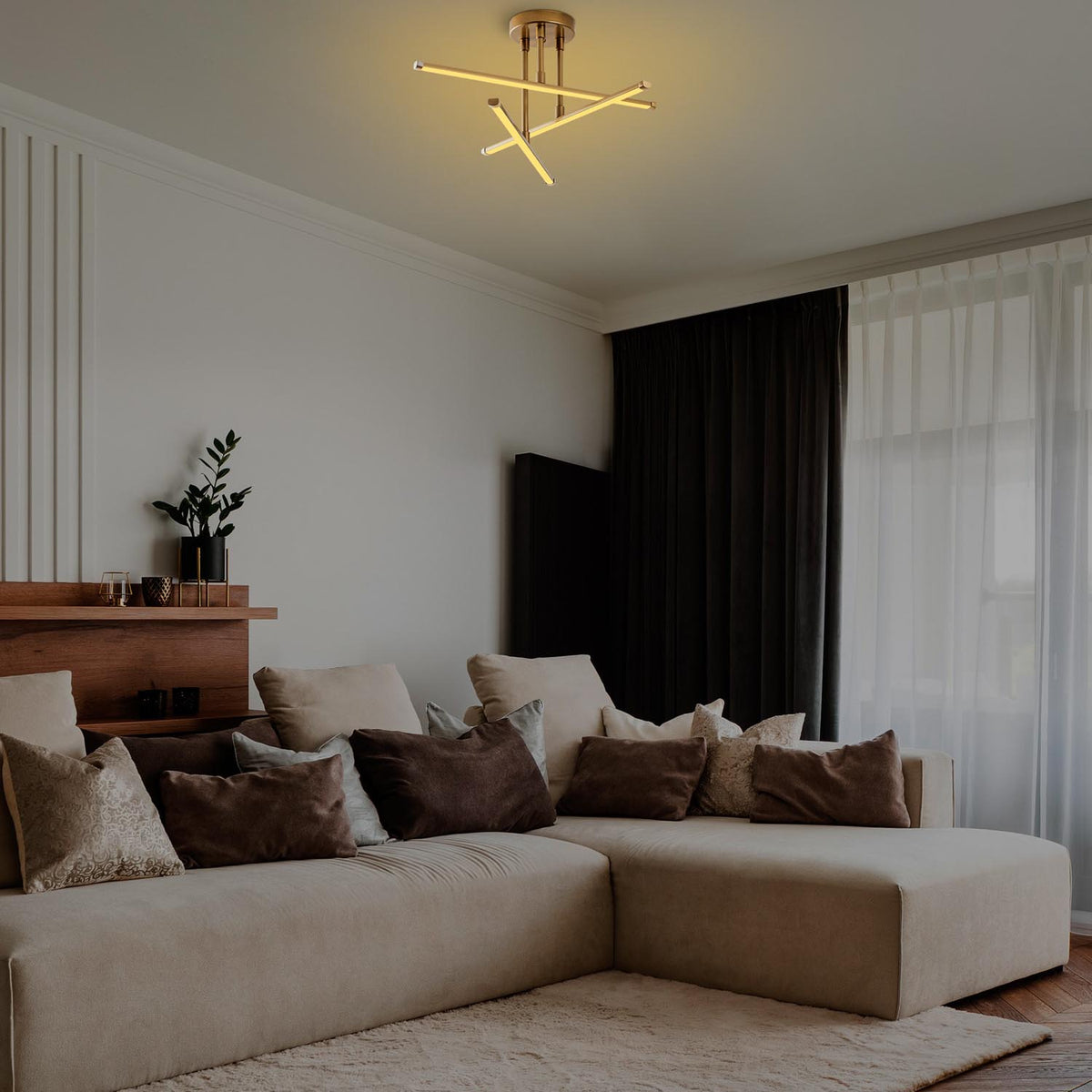 Ledflower Deckenleuchte - Gold in Gold präsentiert im Onlineshop von KAQTU Design AG. Deckenleuchte ist von Opviq