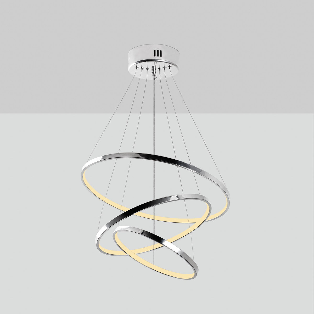 Simit Deckenleuchte - Chrome in Chrome präsentiert im Onlineshop von KAQTU Design AG. Deckenleuchte ist von Opviq