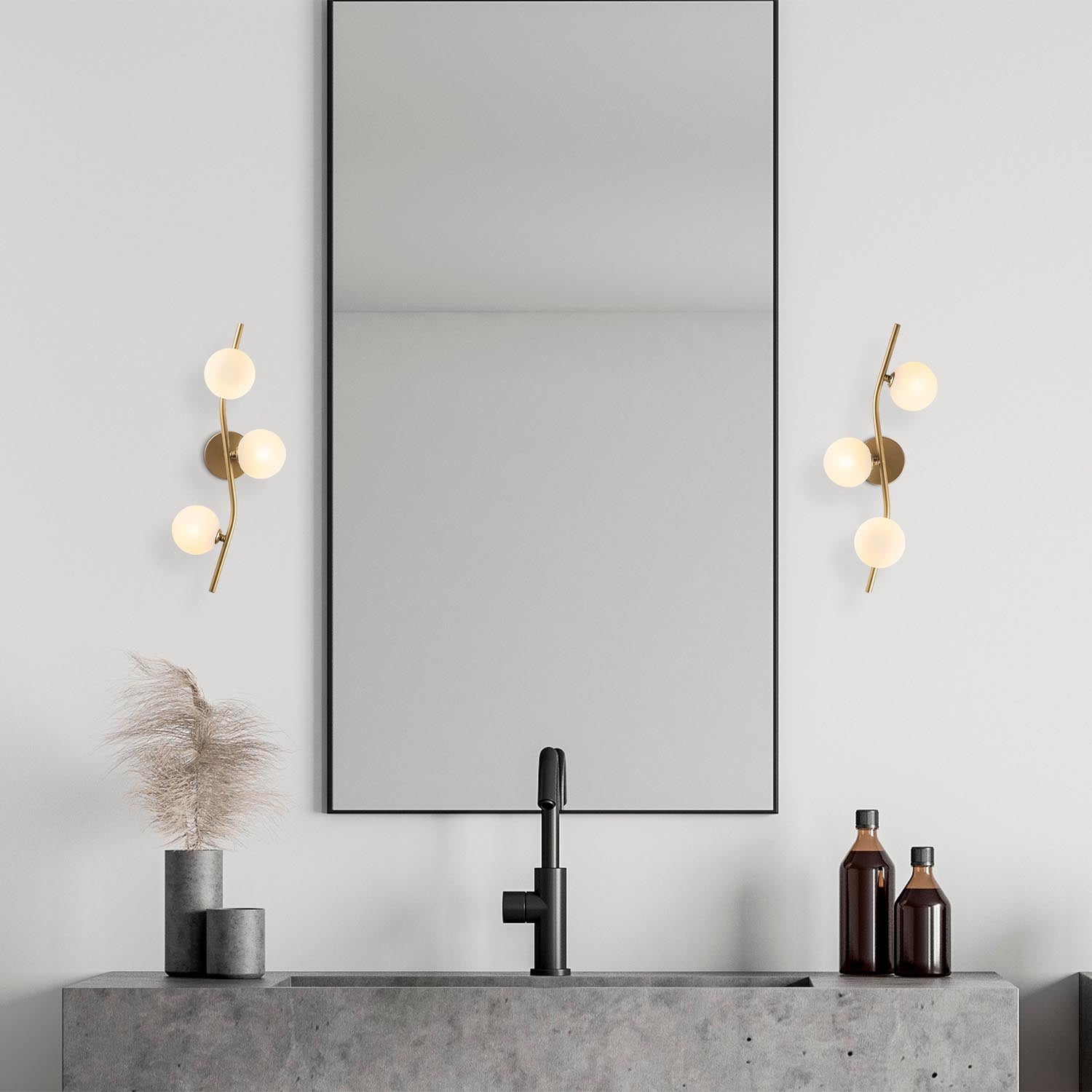 Erleben Sie die stilvolle Wandleuchte 7147 - Antique von Opviq. Sie kombiniert modernes Design mit antikem Charme und verleiht jedem Raum Eleganz.