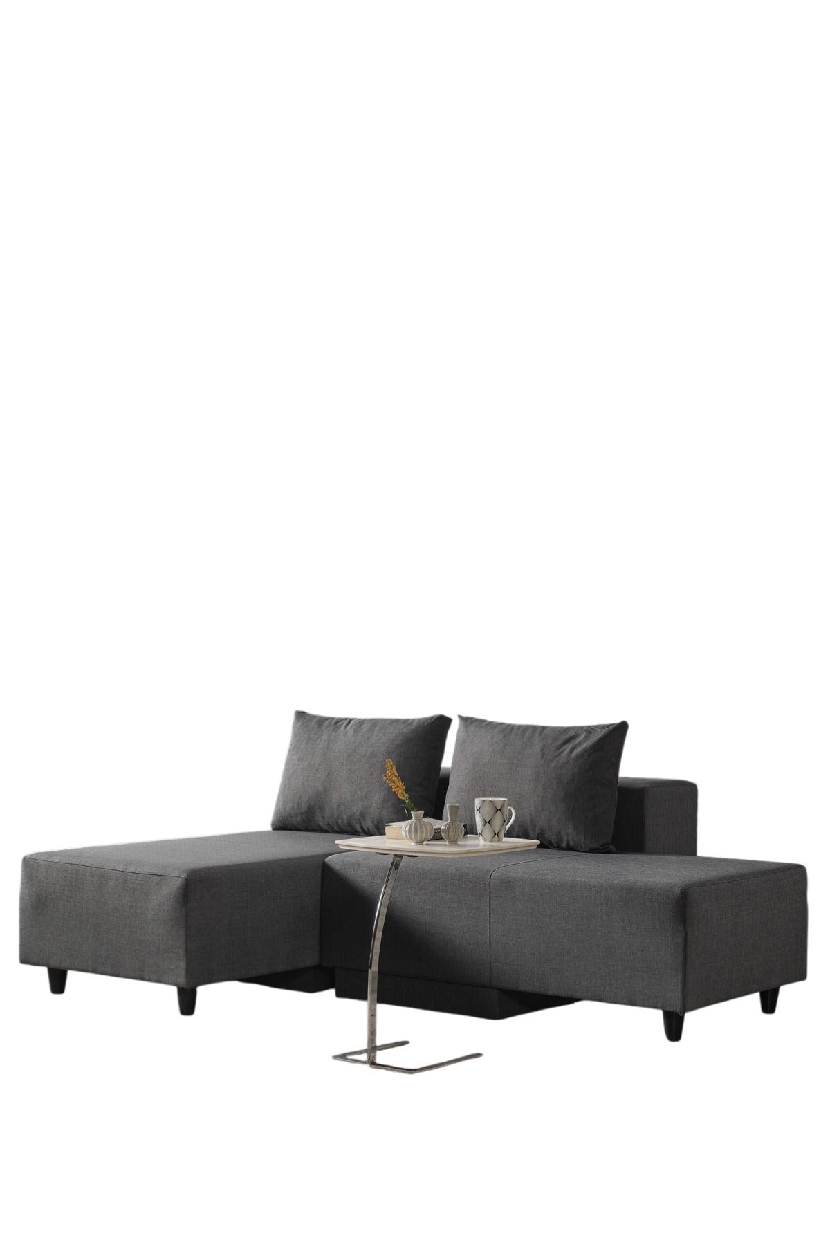 Dunkelgraues Eckschlafsofa Poly M von Hanah Home mit Metallgestell und Polyesterbezug in Leinenstruktur, klassische Ecksofa-Form mit Sitz- und Rückenkissen.