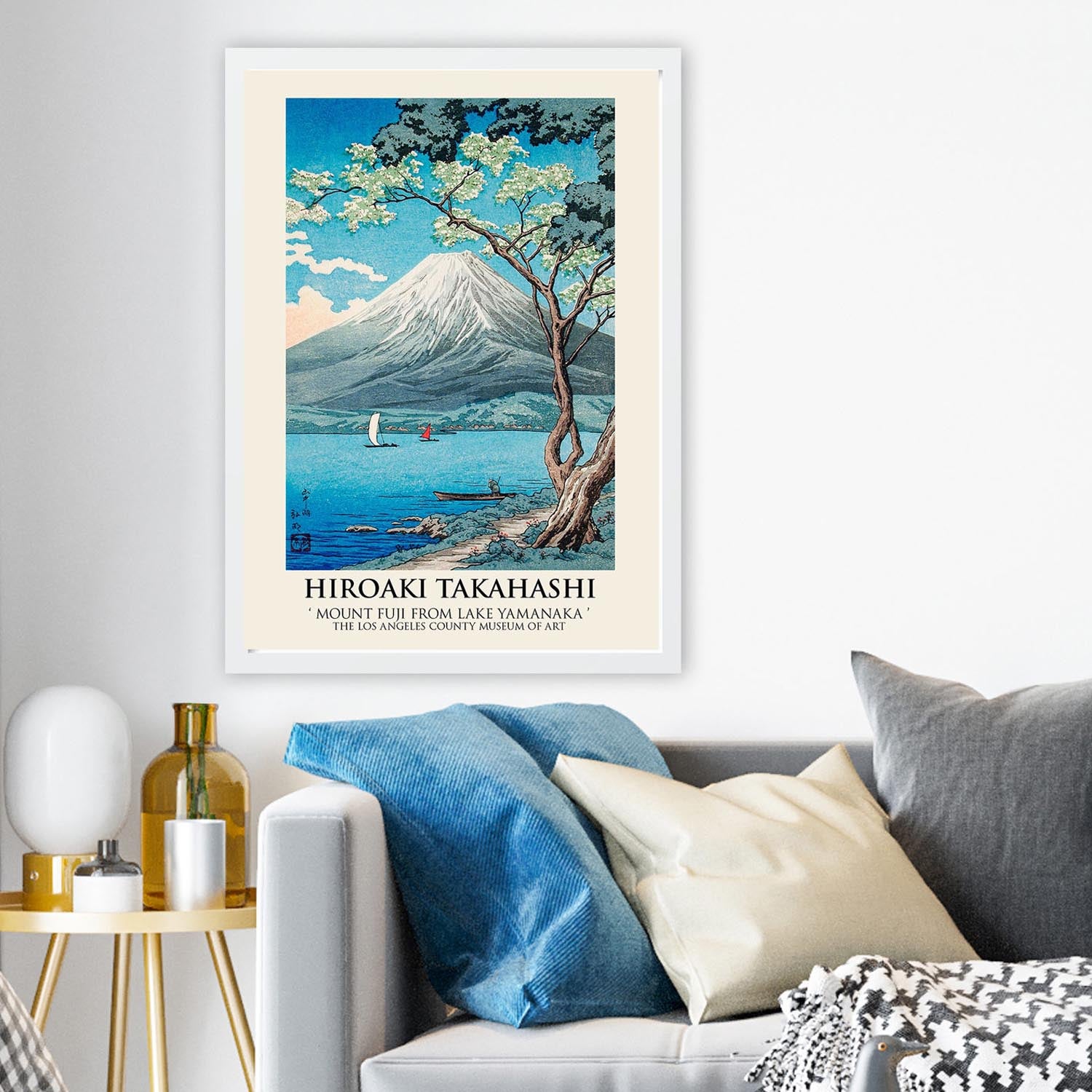 Entdecken Sie das beeindruckende gerahmte Gemälde "Mount Fuji vom Yamanaka-See" von Hiroaki Takahashi. Bringen Sie Farbe und Eleganz in Ihr Zuhause!