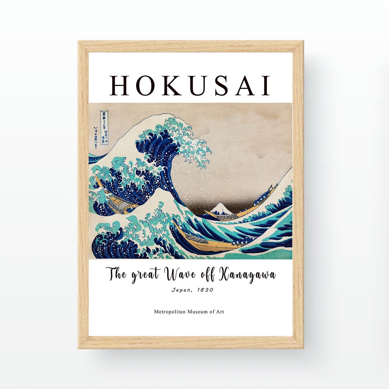 Verleihen Sie Ihrem Raum mit der "Großen Welle vor Kanagawa" von Hokusai einen Hauch von Eleganz. Dieses kunstvolle, gerahmte Meisterwerk begeistert mit lebendigen Farben und hochwertiger Verarbeitung.