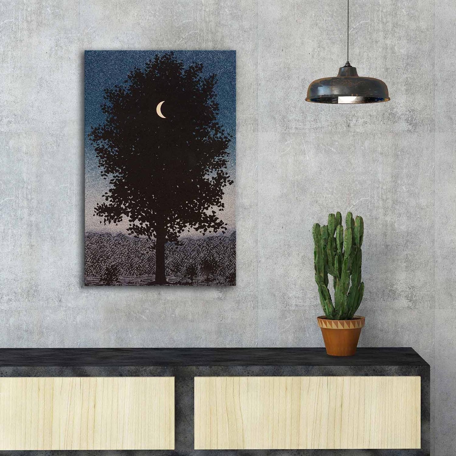 Verleihen Sie Ihrem Zuhause mit dem beeindruckenden FAMOUSART-039 von Wallity einen Hauch von Surrealismus. Dieses exquisite Leinwandgemälde von René Magritte begeistert durch seine lebendigen Farben und luxuriöse Wildleder-Oberfläche.