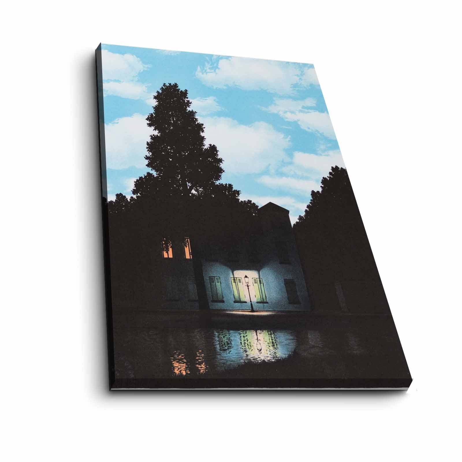 Verleihen Sie Ihrem Raum mit dem FAMOUSART Bild von Wallity, inspiriert von René Magritte, eine mysteriöse Eleganz und lebendige Farben.