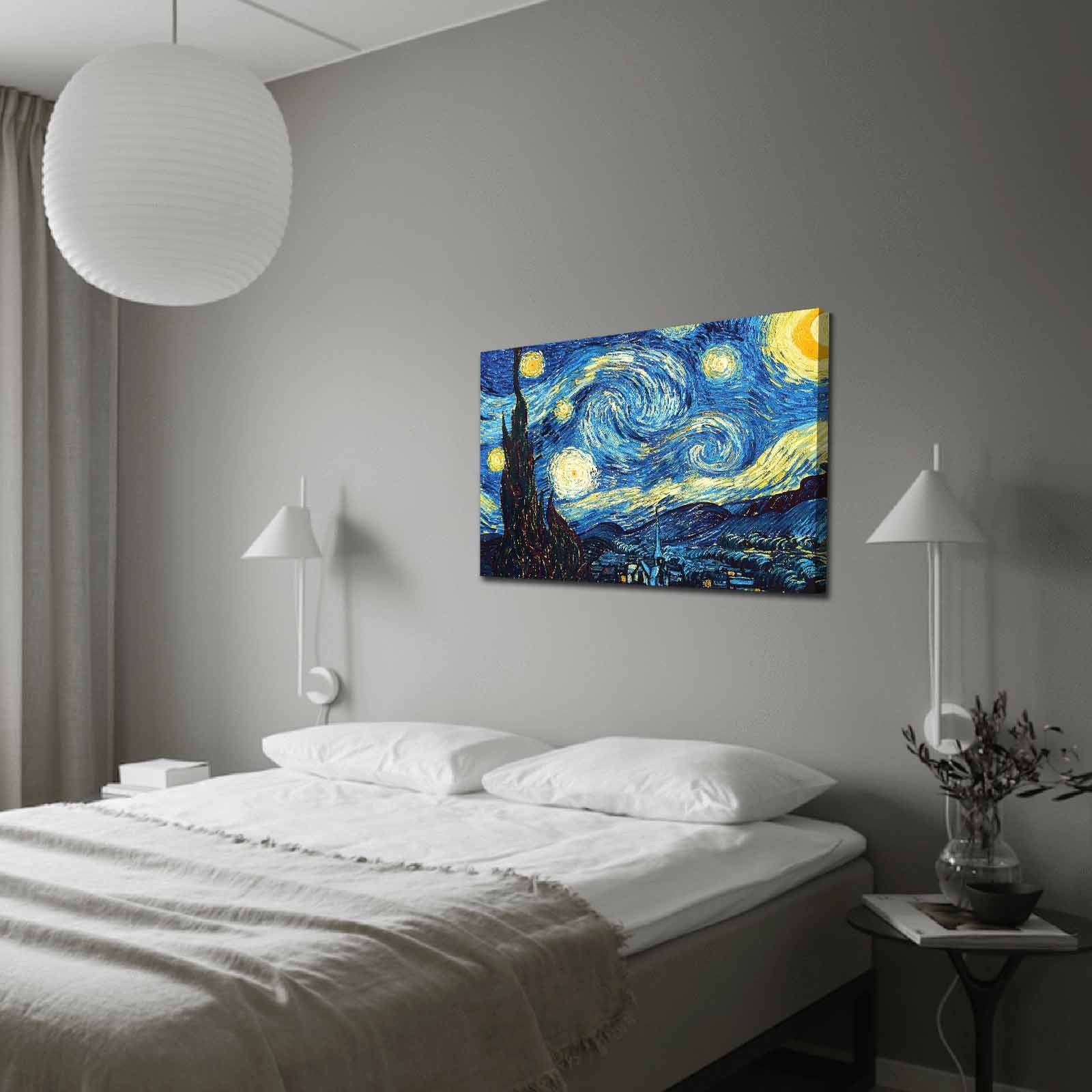 Verleihen Sie Ihrem Raum mit Van Goghs "Sternennacht" auf Leinwand einen Hauch von Kunst und Eleganz. Hochwertige Verarbeitung, inspirierende Farben.