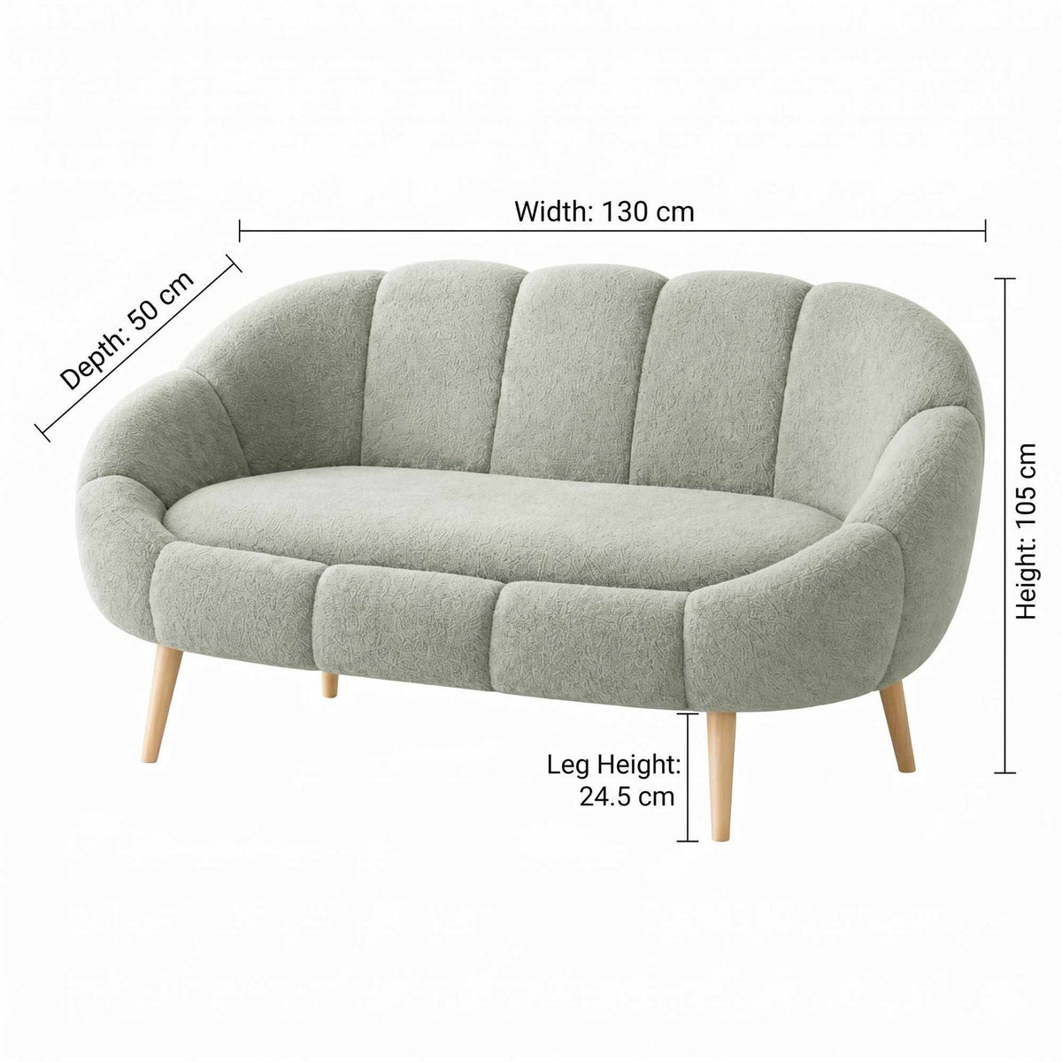 Grünes 2-Sitzer Sofa Lida mit Wellsoft-Stoffbezug, Eschenholzbeinen und Massen 130x50x105 cm auf hellem Hintergrund fotografiert.
