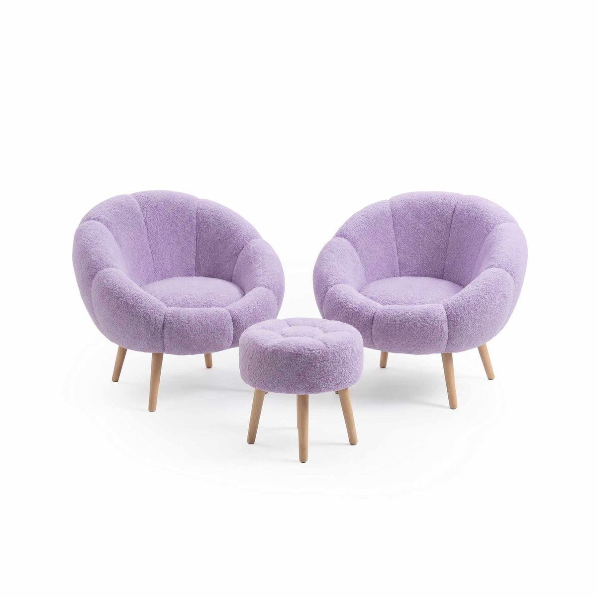 Lila Ohrensessel mit Wellsoft-Stoff und Eschenholzbeinen neben passendem Pouf, 3-teiliges Sitzmöbel-Set von Hanah Home in Flieder.