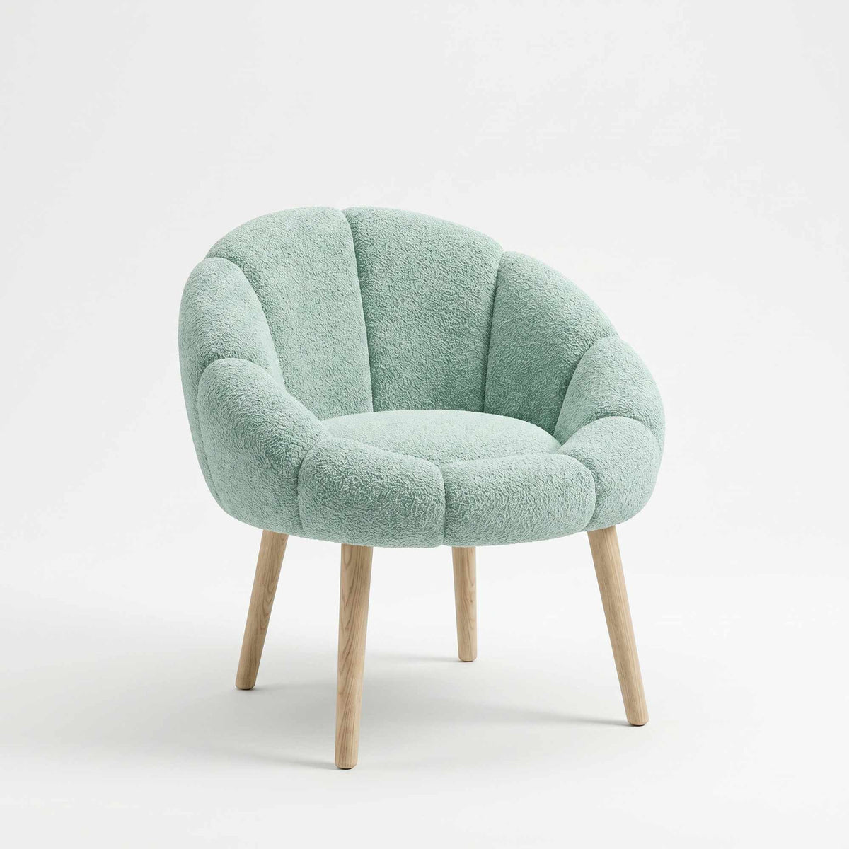 Grüner Ohrensessel im Wing-Chair-Design mit Wellsoft-Bezugsstoff, Gestell aus melaminbeschichteter Spanplatte und Beinen aus Eschenholz.
