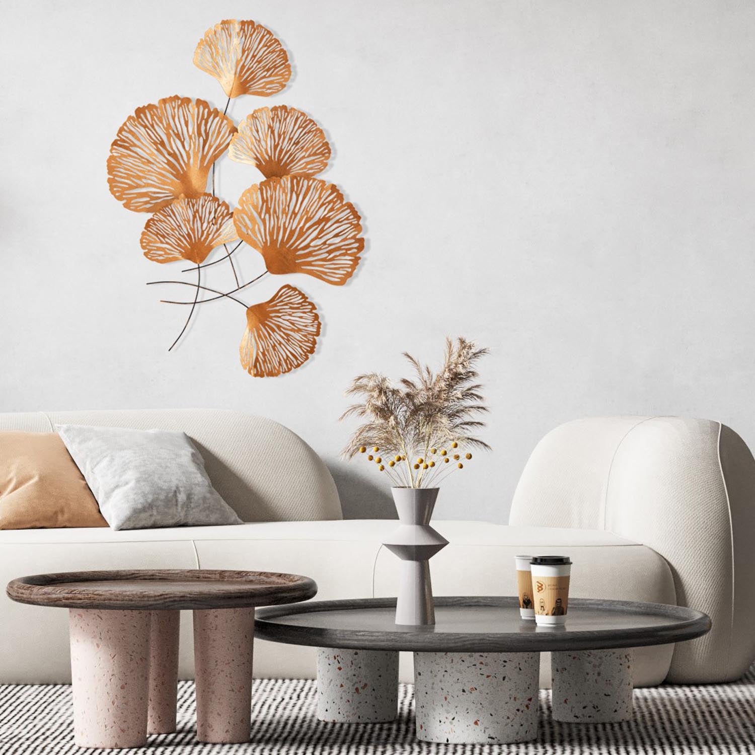 Entdecken Sie die faszinierende Wanddeko Myth - CH110-3 von Wallity. Ein elegantes, mehrfarbiges Metallkunstwerk, das jeden Raum verzaubert!