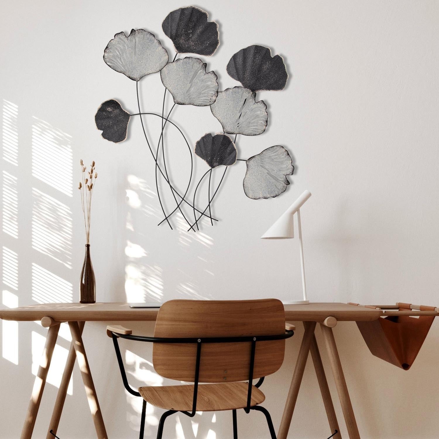 Verleihen Sie Ihrem Raum mit der Vuzuh 2 Wanddeko von Wallity einen Hauch von Stil. Dieses exquisite, mehrfarbige Metallaccessoire ist langlebig und ein echter Blickfang!