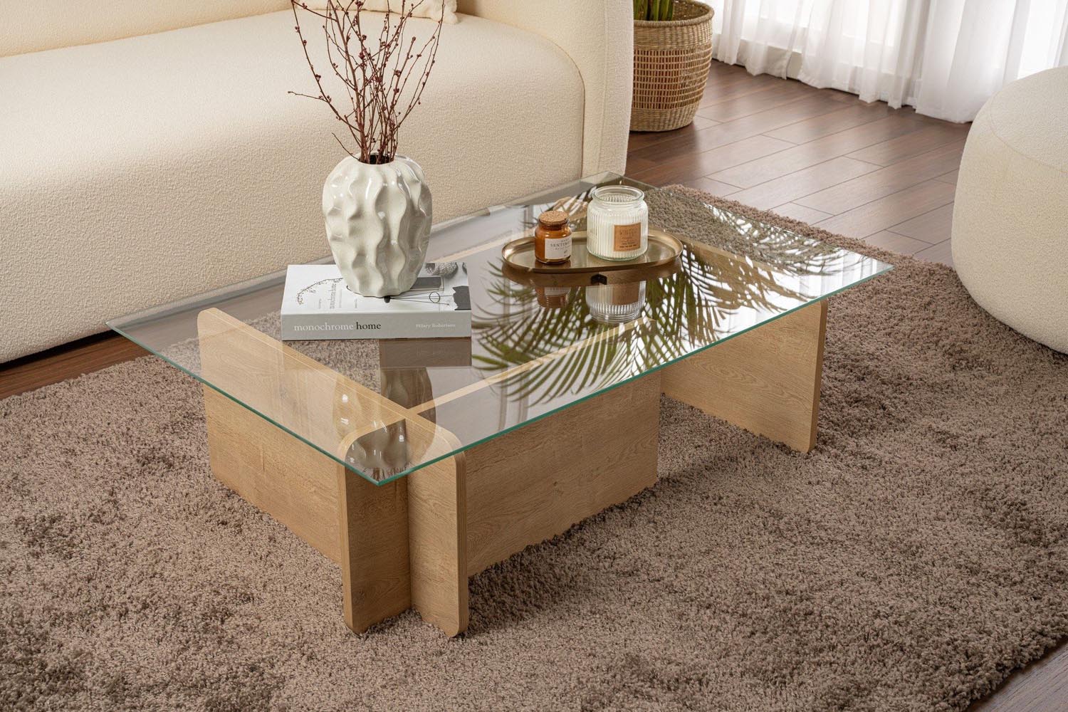 Entdecken Sie den Flavio Sofatisch aus Eiche von Nordure – stilvoll, langlebig und perfekt für Ihr modernes Zuhause.