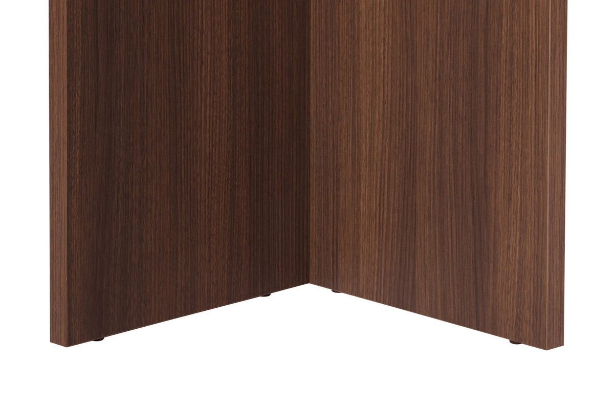 Sablin Esstisch in Milano Nussbaum von Nordure, rechteckige Tischplatte aus melaminbeschichteter Spanplatte, Masse 180 x 90 x 75 cm.