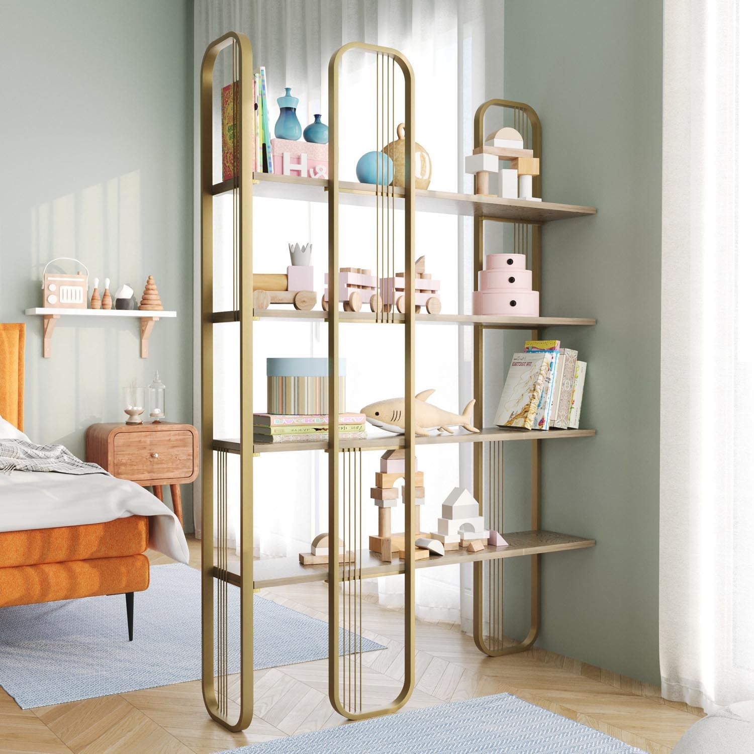 Erleben Sie das Sierra Bücherregal in strahlendem Gelb von Hanah Home – ein luxuriöses Barock Glam Highlight für Ihr Zuhause, das Eleganz und praktische Nutzung vereint.