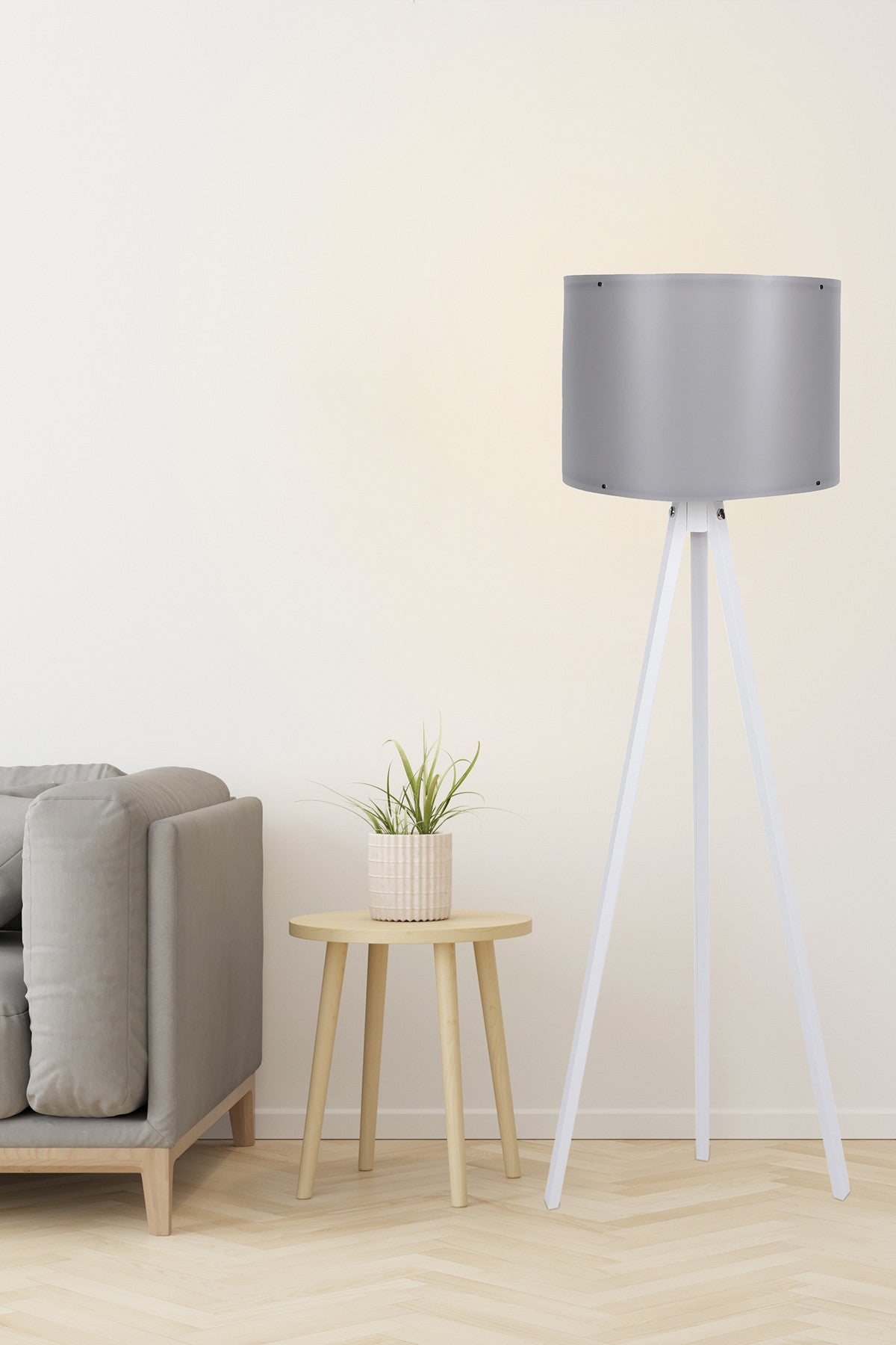 106 Stehleuchte - Grau / Weiss in Grau / Weiss präsentiert im Onlineshop von KAQTU Design AG. Stehleuchte ist von Opviq