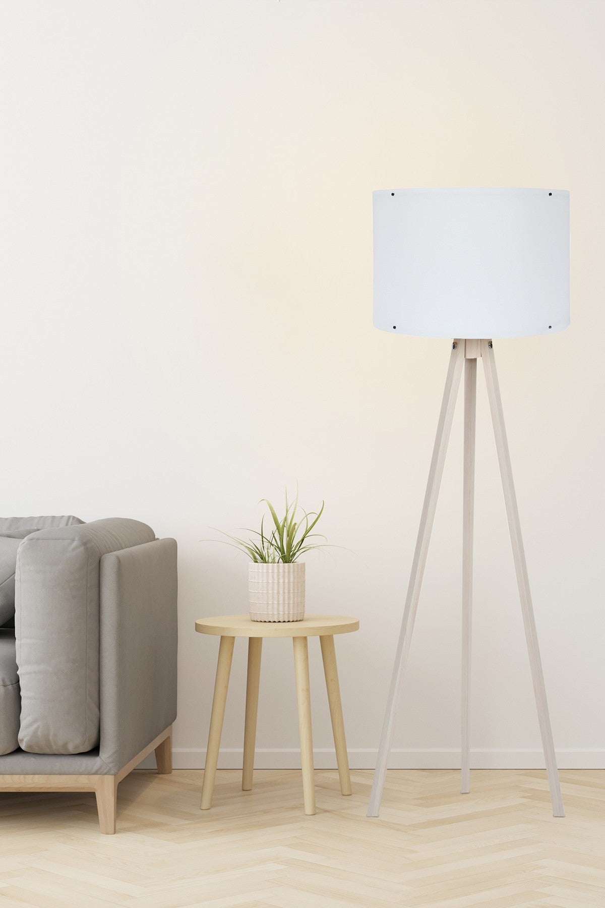 132 Stehleuchte - Weiss / Creme in Weiss / Creme präsentiert im Onlineshop von KAQTU Design AG. Stehleuchte ist von Opviq