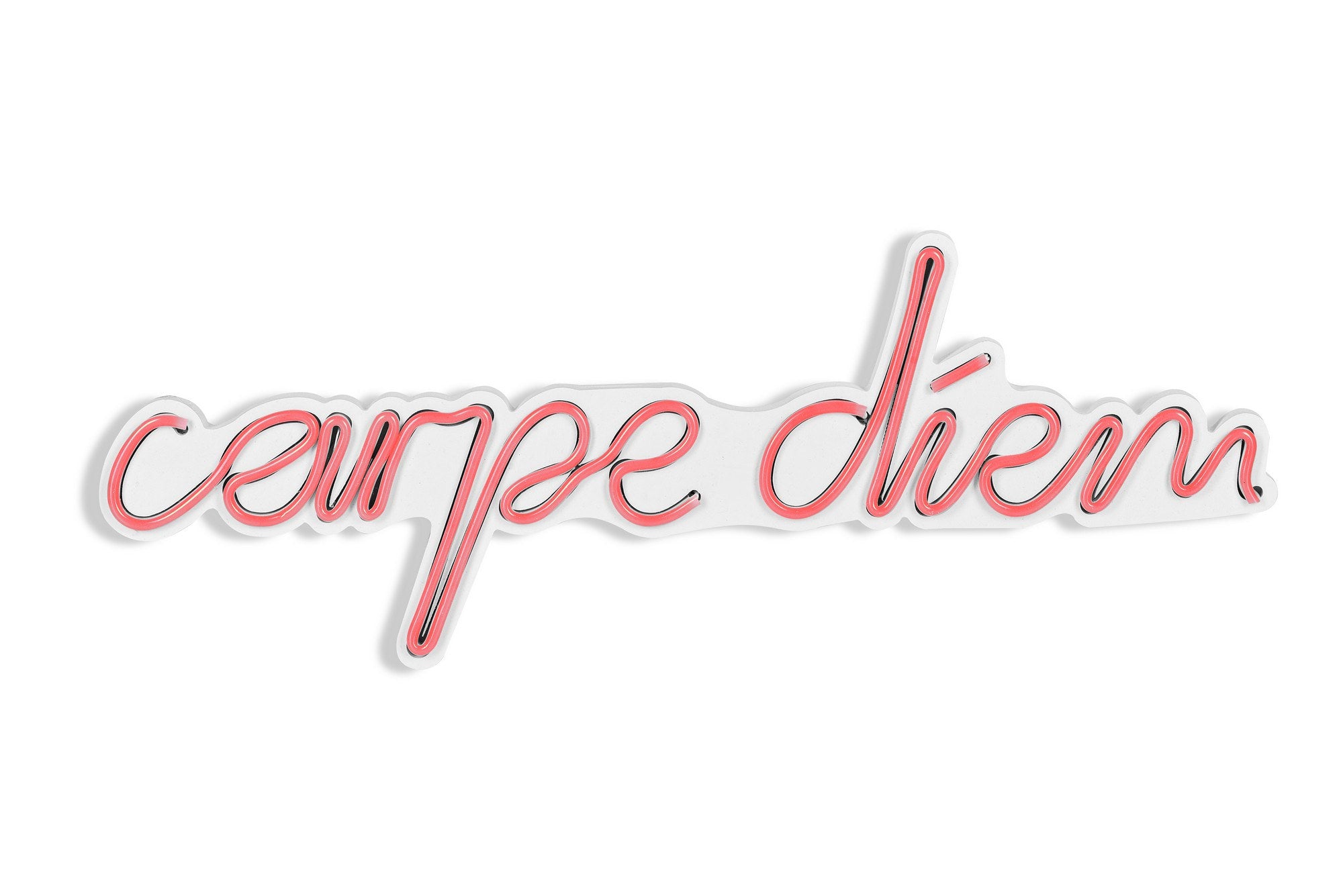 Setzen Sie mit der Carpe Diem Wandleuchte in Rosa von Wallity lebendige Akzente. Diese anpassbare Neonbeleuchtung verwandelt jeden Raum in eine kreative Oase.