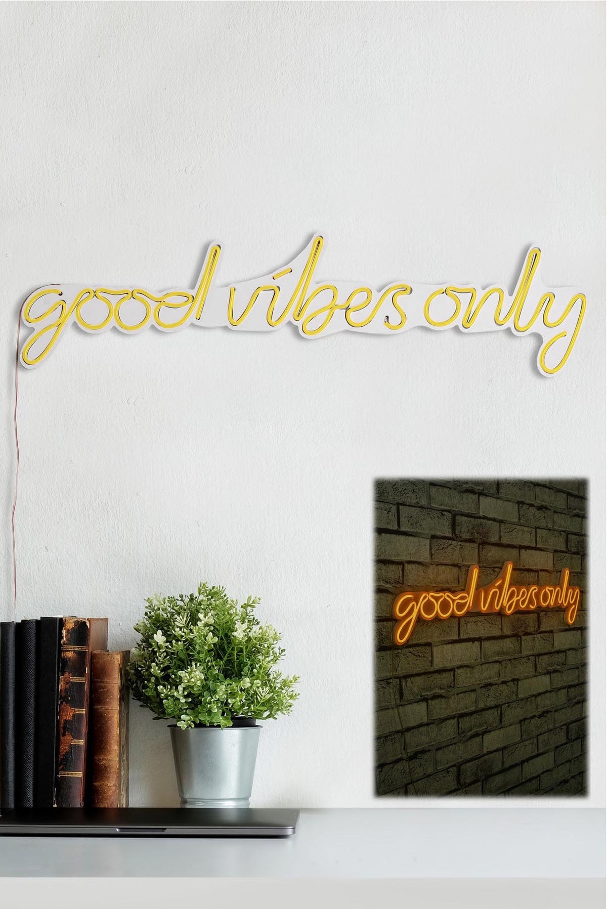 Good Vibes Only Wandleuchte - Gelb in Gelb präsentiert im Onlineshop von KAQTU Design AG. Wandleuchte ist von Wallity