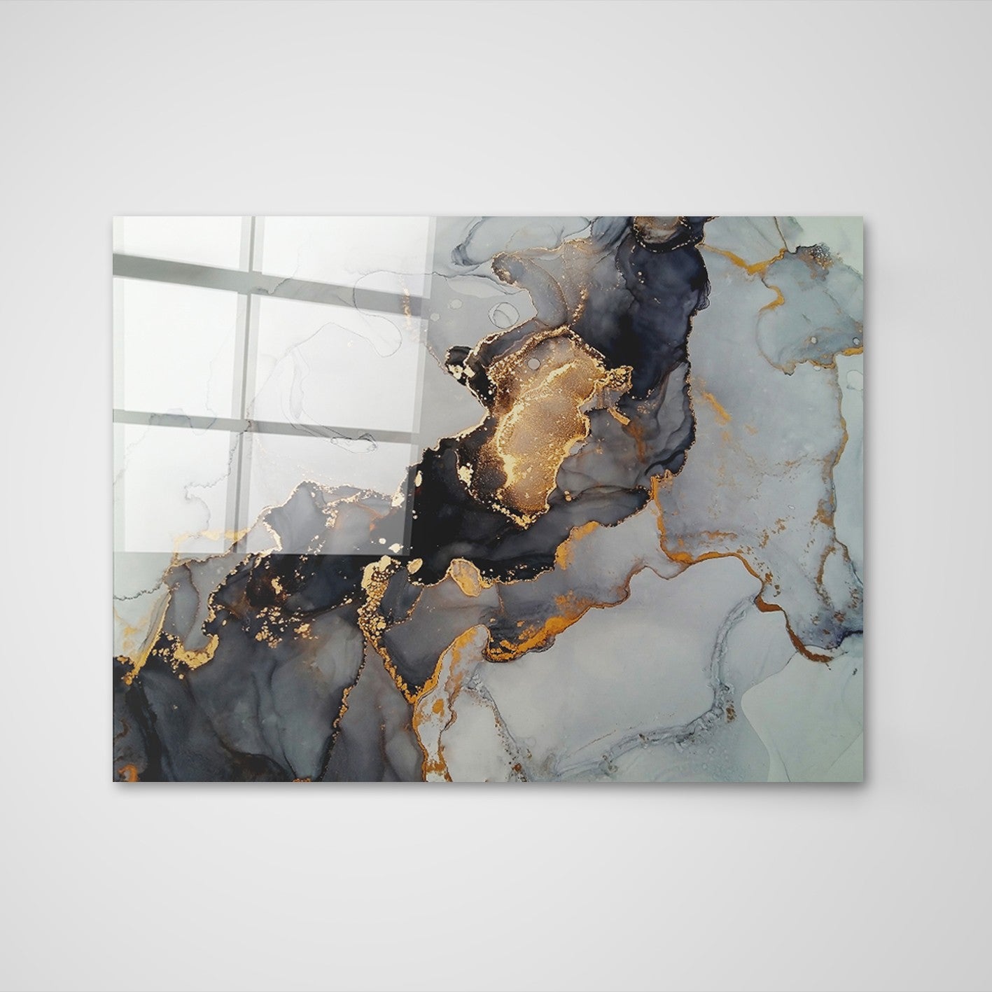 Verleihen Sie Ihrem Zuhause mit dem mehrfarbigen Bild CAM1471082564 von Wallity einen Hauch von Eleganz. Dieses gehärtete Glasgemälde ist ein zeitloses Kunstwerk, das jeden Raum aufwertet.