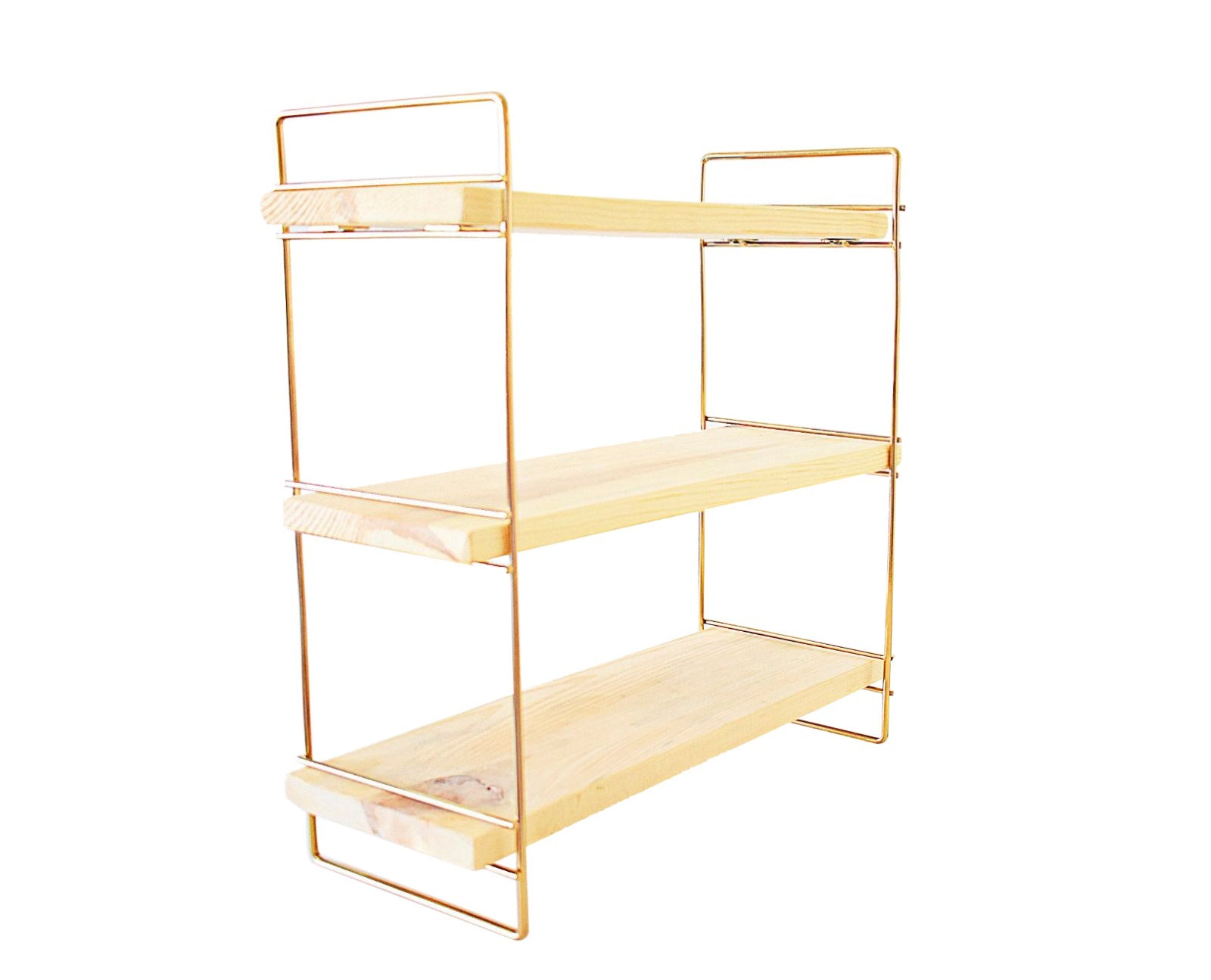 Masa Üstü 3 Katlı Organizer, Servis Rafı in Gold
Braun präsentiert im Onlineshop von KAQTU Design AG. Wandregal ist von Hanah Home