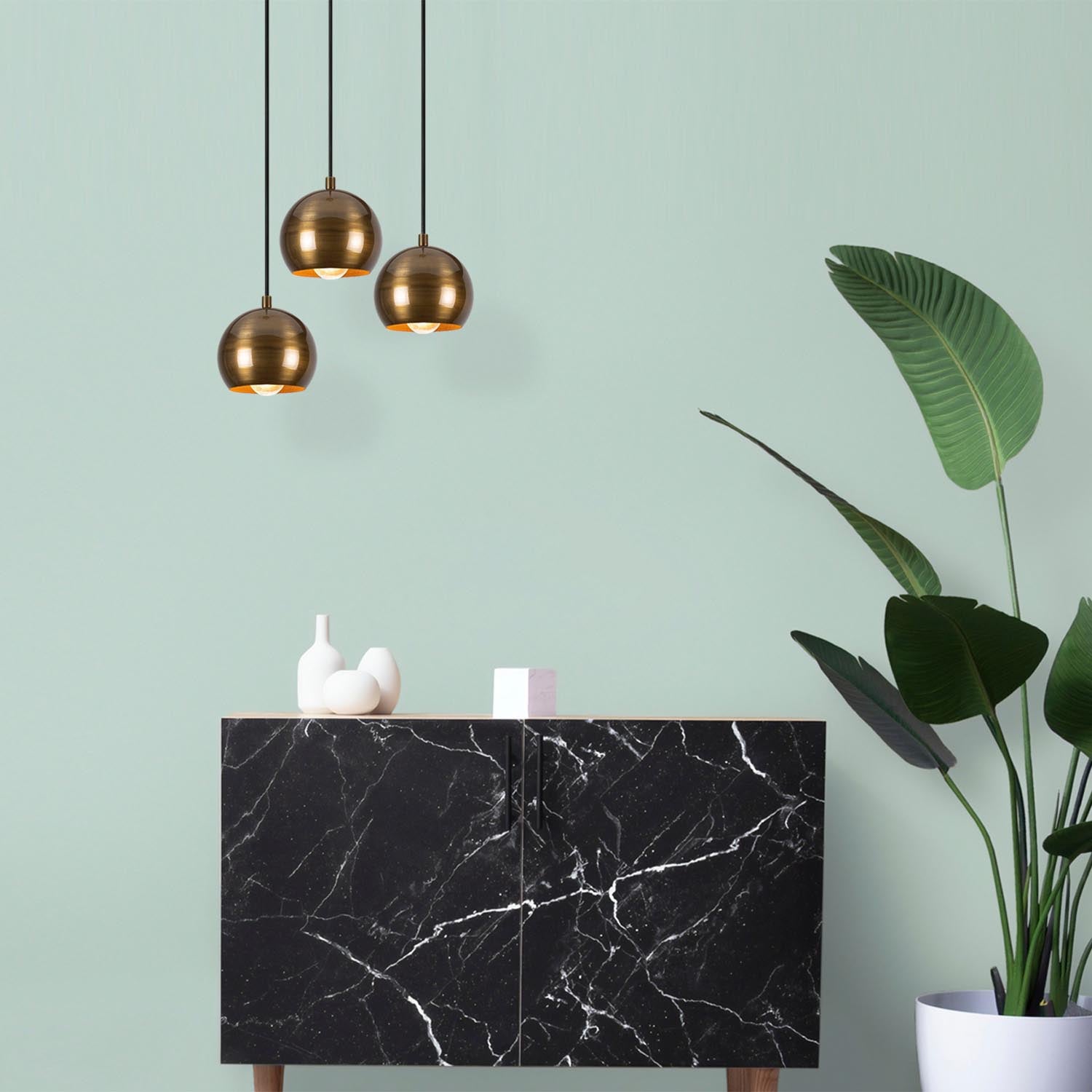 Entdecken Sie die Berceste Pendelleuchte von Opviq – ein Vintage-Kronleuchter, der jedem Raum Eleganz und Stil verleiht. Ideal für Ihr Zuhause!