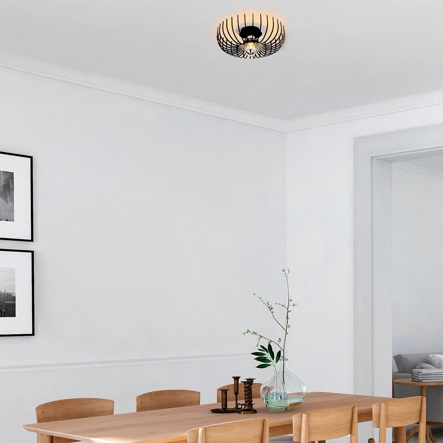 Entdecken Sie die elegante Aspendos Pendelleuchte in Schwarz von Opviq. Perfekt für stilvolle Akzente in jedem Raum.