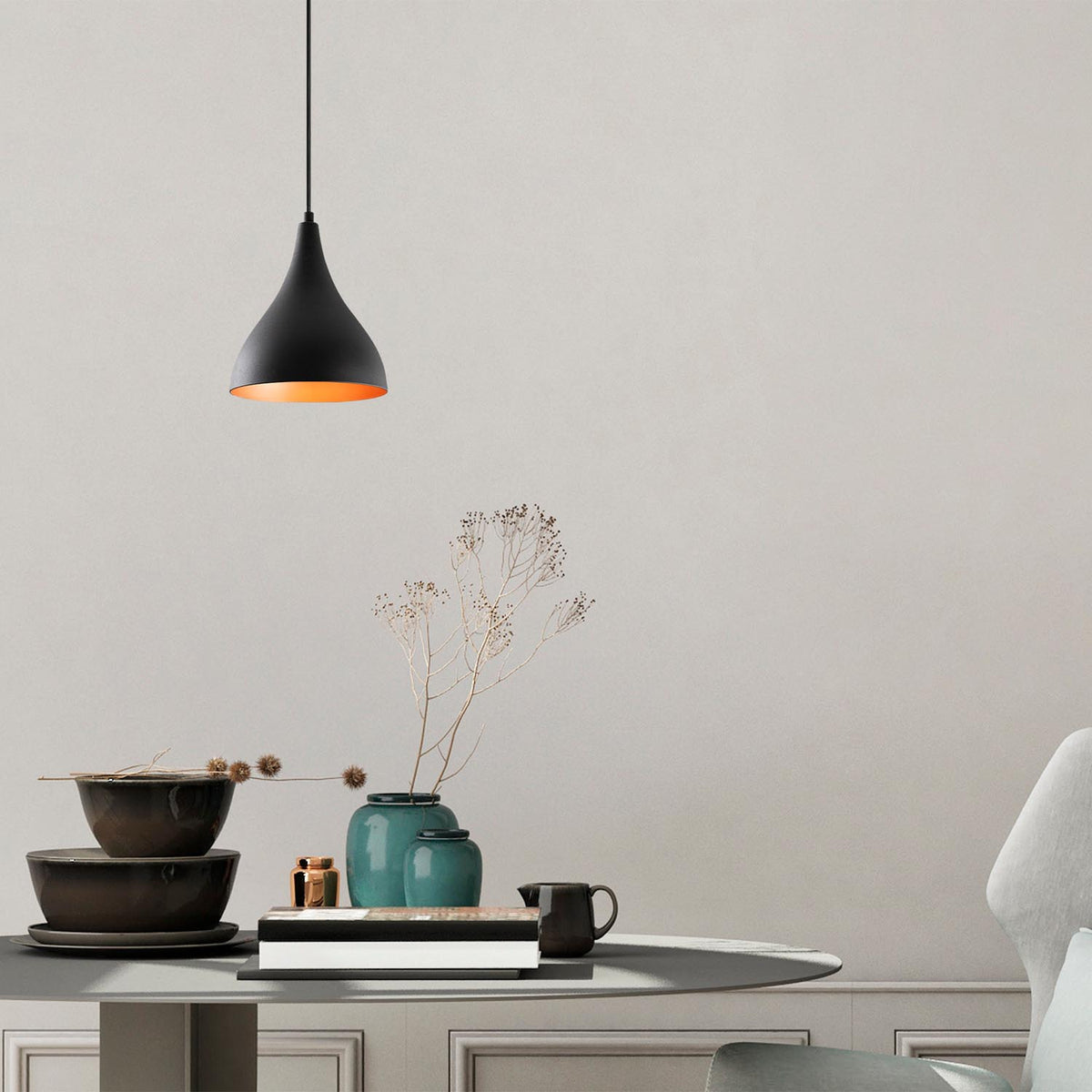 Berceste Pendellampe - Schwarz in Schwarz präsentiert im Onlineshop von KAQTU Design AG. Pendelleuchte ist von Opviq