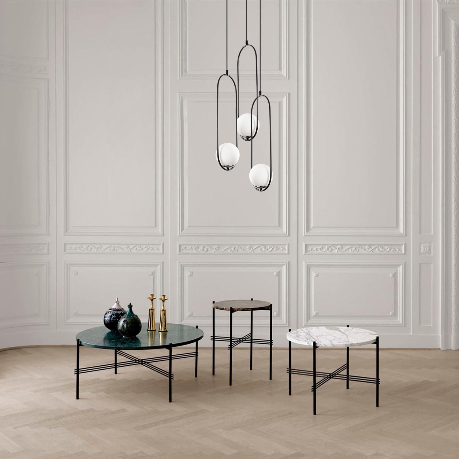 Entdecken Sie die Mudoni Pendelleuchte in Schwarz von Opviq – ein elegantes Designstück, das jeden Raum stilvoll erhellt und verzaubert.