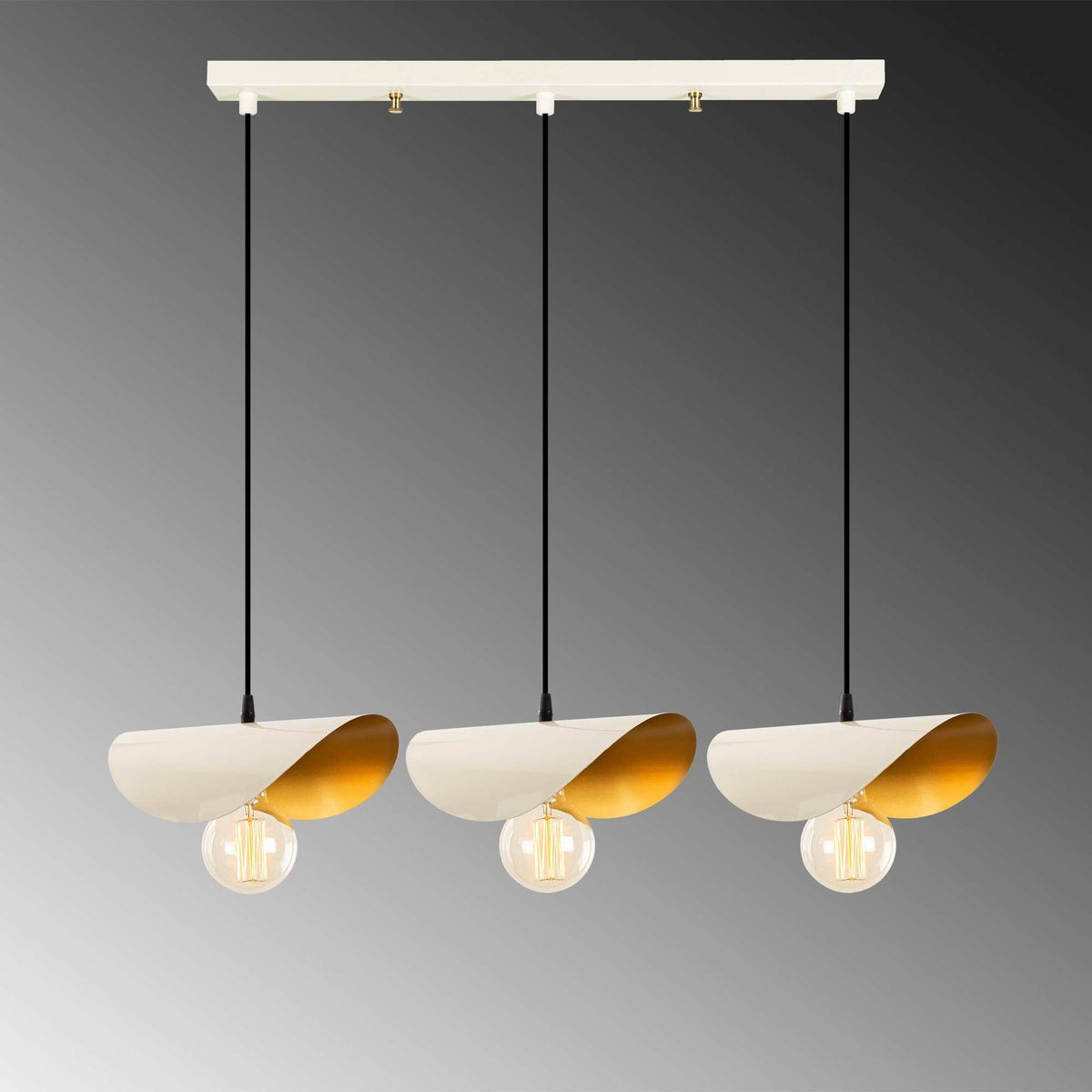 Sivani Pendellampe - Weisses Gold in Weisses Gold präsentiert im Onlineshop von KAQTU Design AG. Pendelleuchte ist von Opviq