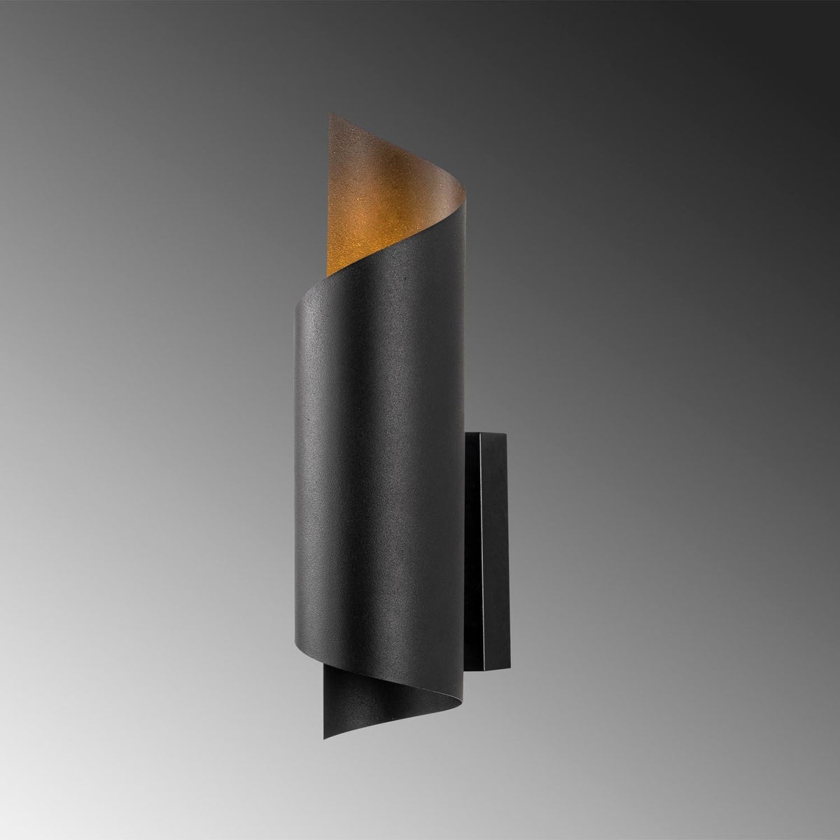 Sivani Wandleuchte - Schwarz in Schwarz präsentiert im Onlineshop von KAQTU Design AG. Wandleuchte ist von Opviq