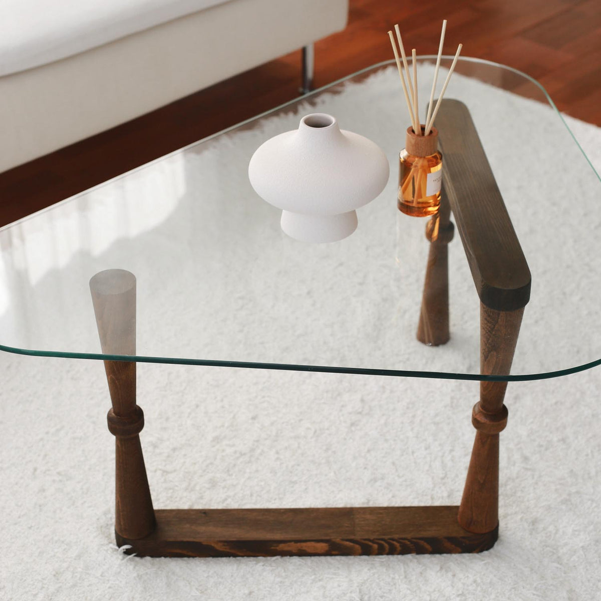 Cam Orta Sehpa Sofatisch - Walnuss in Walnuss präsentiert im Onlineshop von KAQTU Design AG. Couchtisch ist von Hanah Home