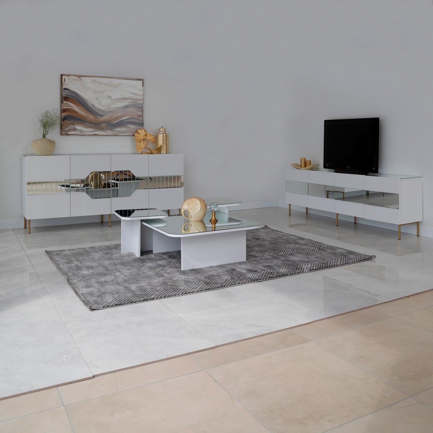 Entdecken Sie den eleganten Jazz Sofatisch in Weiß von Hanah Home – die perfekte Kombination aus Stil und Funktionalität für Ihr Wohnzimmer.