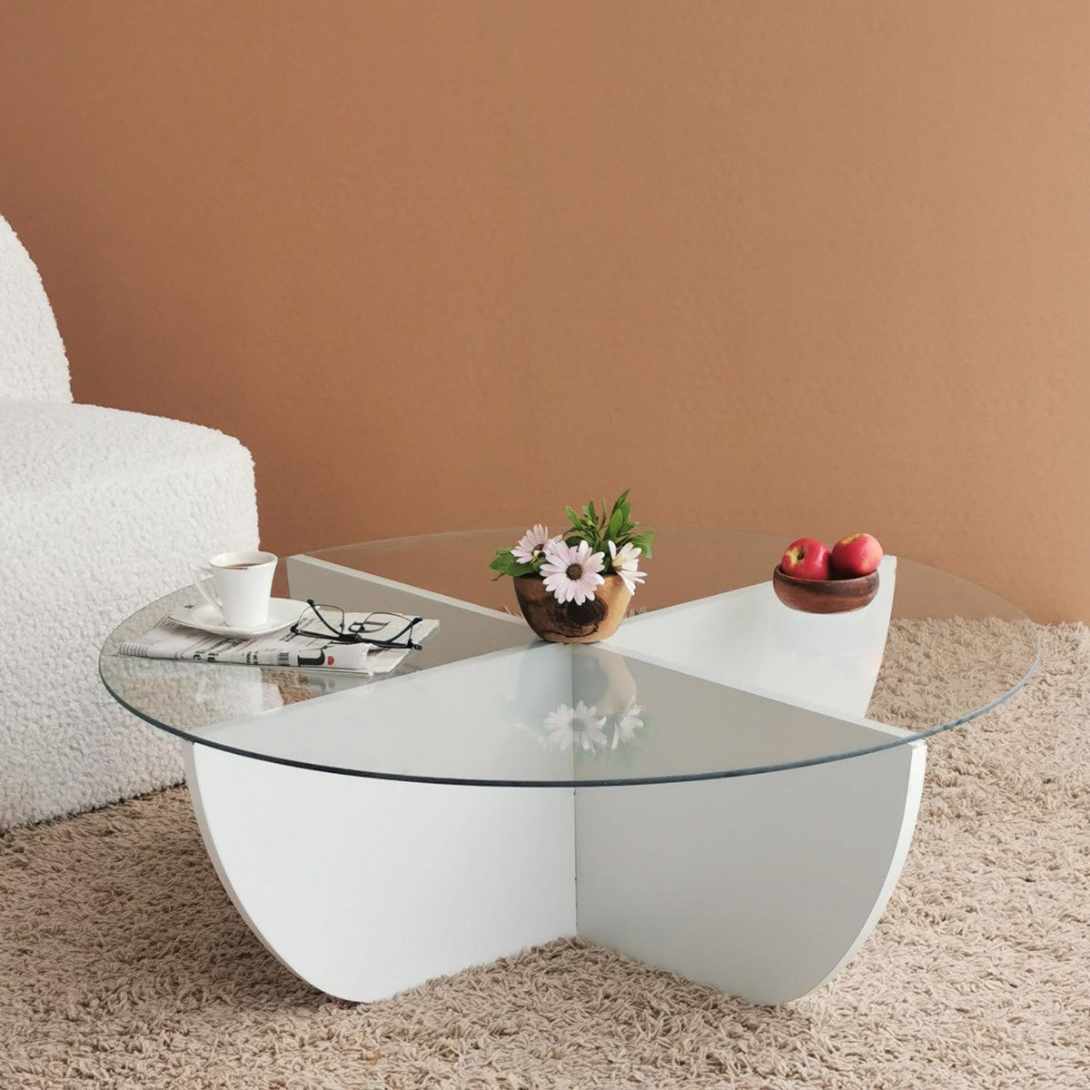 Lily Sofatisch - Weiss in Weiss präsentiert im Onlineshop von KAQTU Design AG. Couchtisch ist von Hanah Home