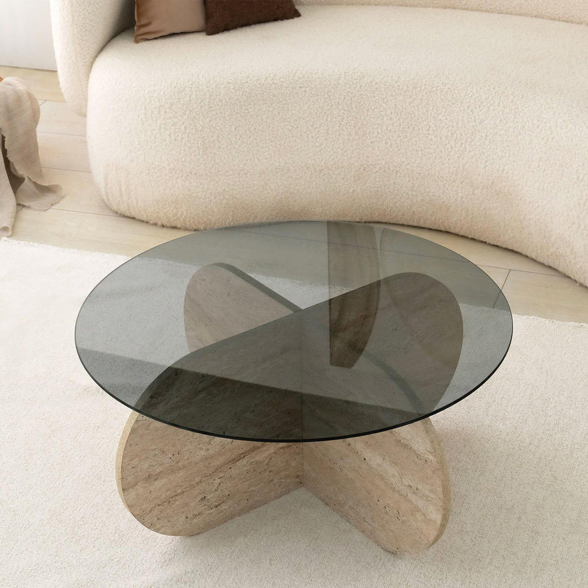 Bubble Sofatisch - Travertin Fume in Travertin Fume präsentiert im Onlineshop von KAQTU Design AG. Couchtisch ist von Hanah Home