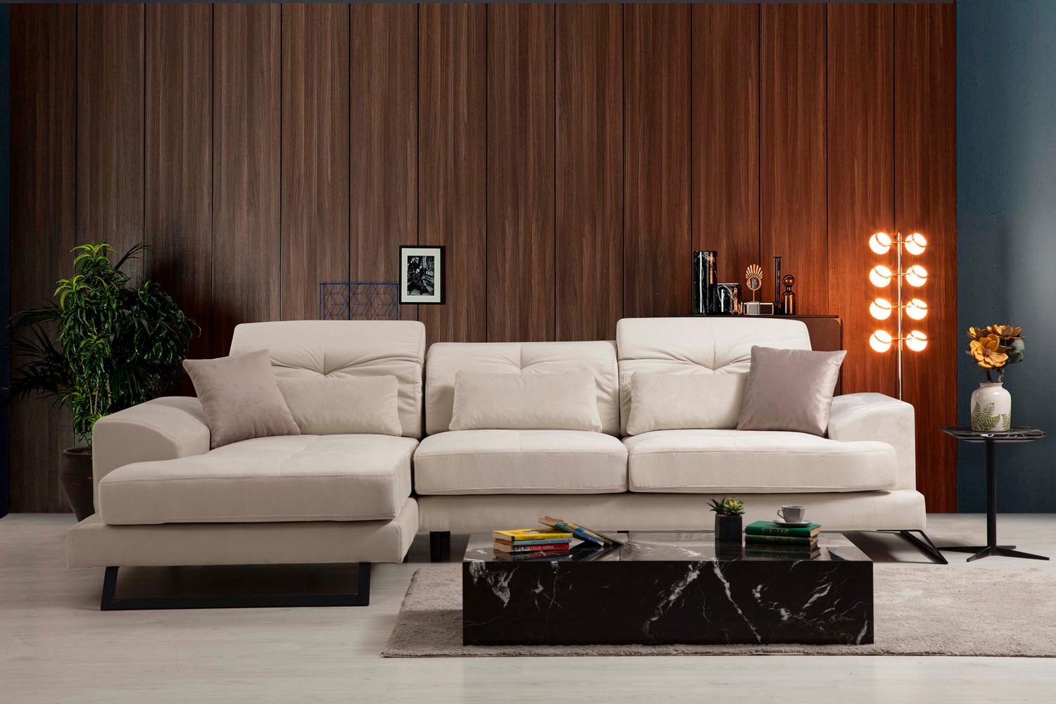 Erleben Sie das Frido Corner Left Ecksofa in Ecru von Atelier Del Sofa – luxuriös, modern und perfekt für entspannte Stunden in Ihrem Zuhause.