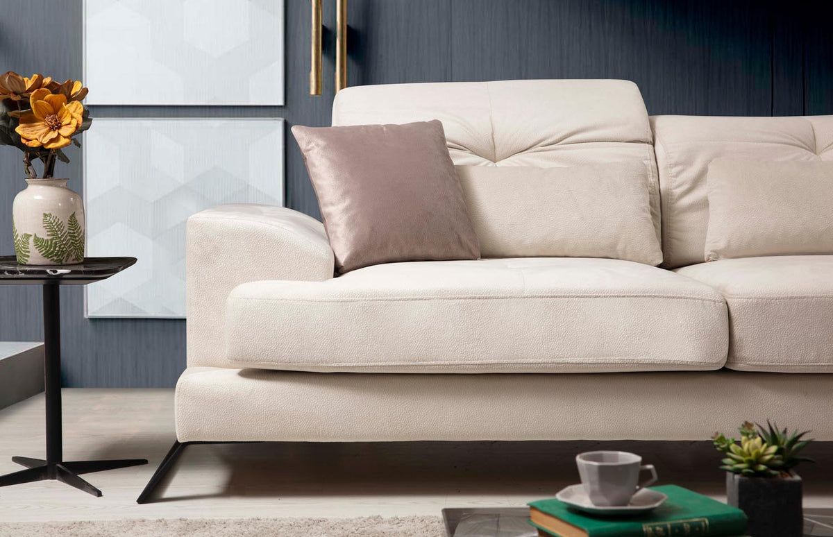 Frido Corner Left (Chl+3R) Ecksofa - Ecru in Ecru präsentiert im Onlineshop von KAQTU Design AG. Ecksofa ist von Atelier Del Sofa